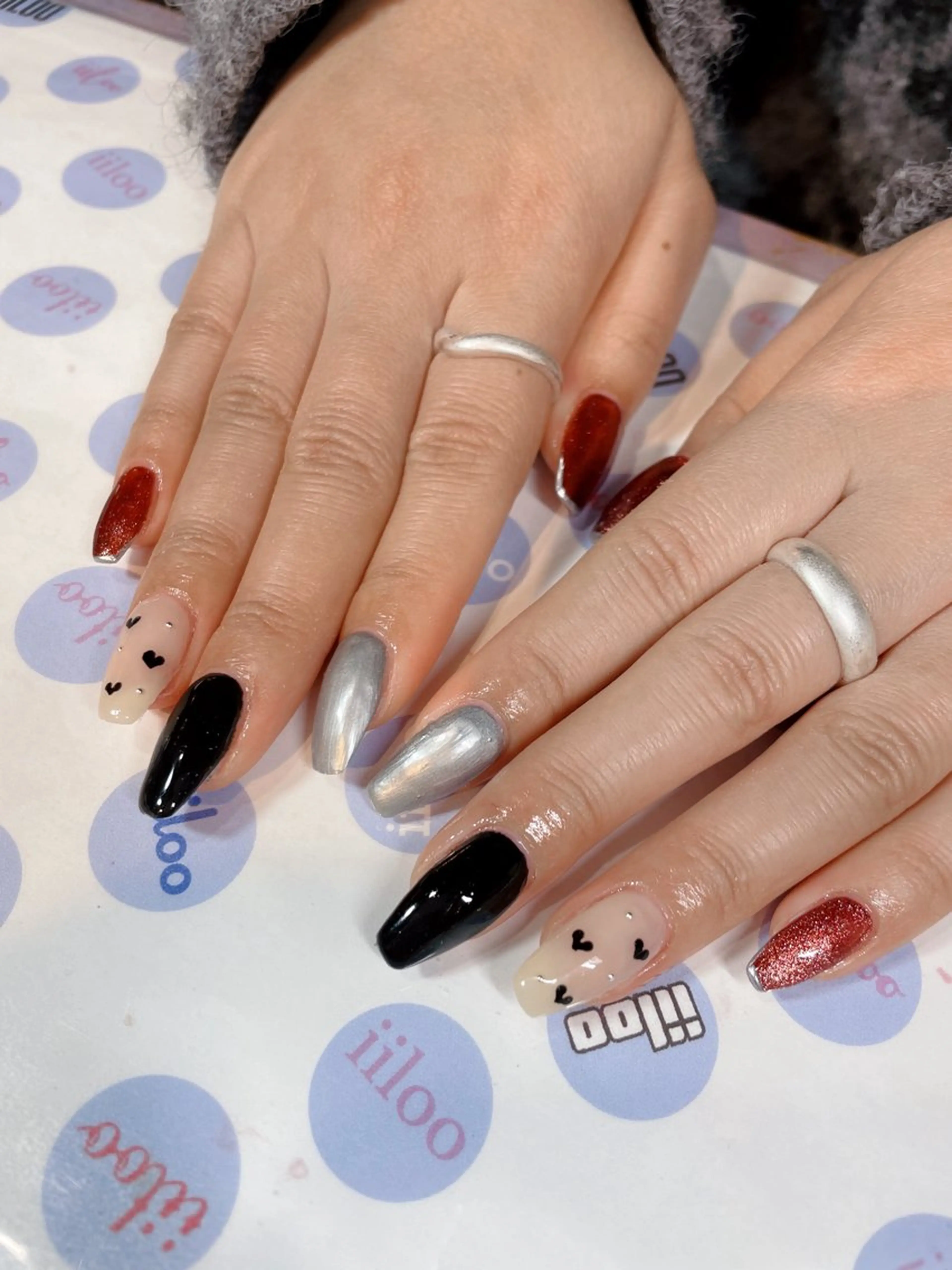 ネイル iiloo aromaworksのネイルデザイン