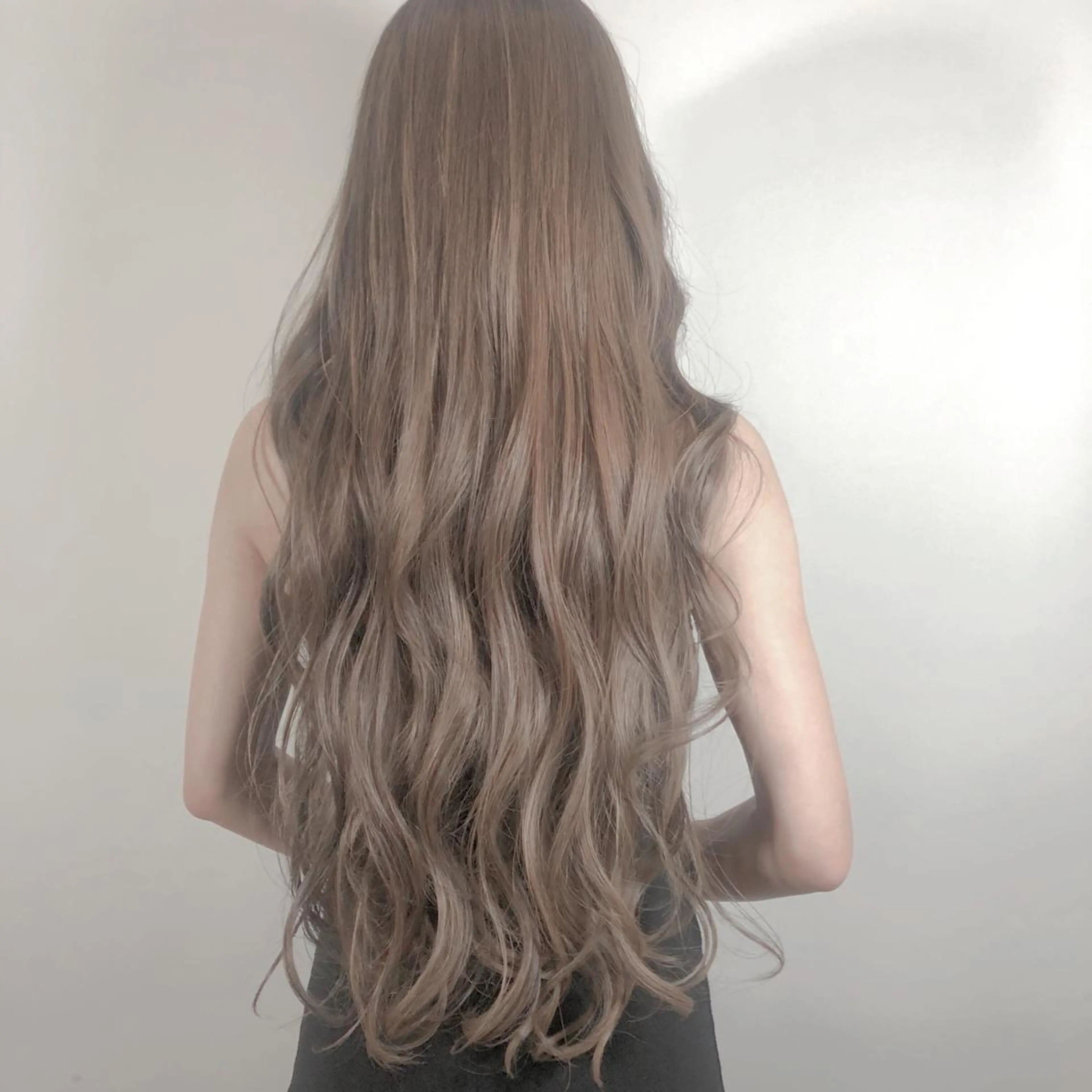 ロング カラー ヘアカラー Rina  のヘアスタイル