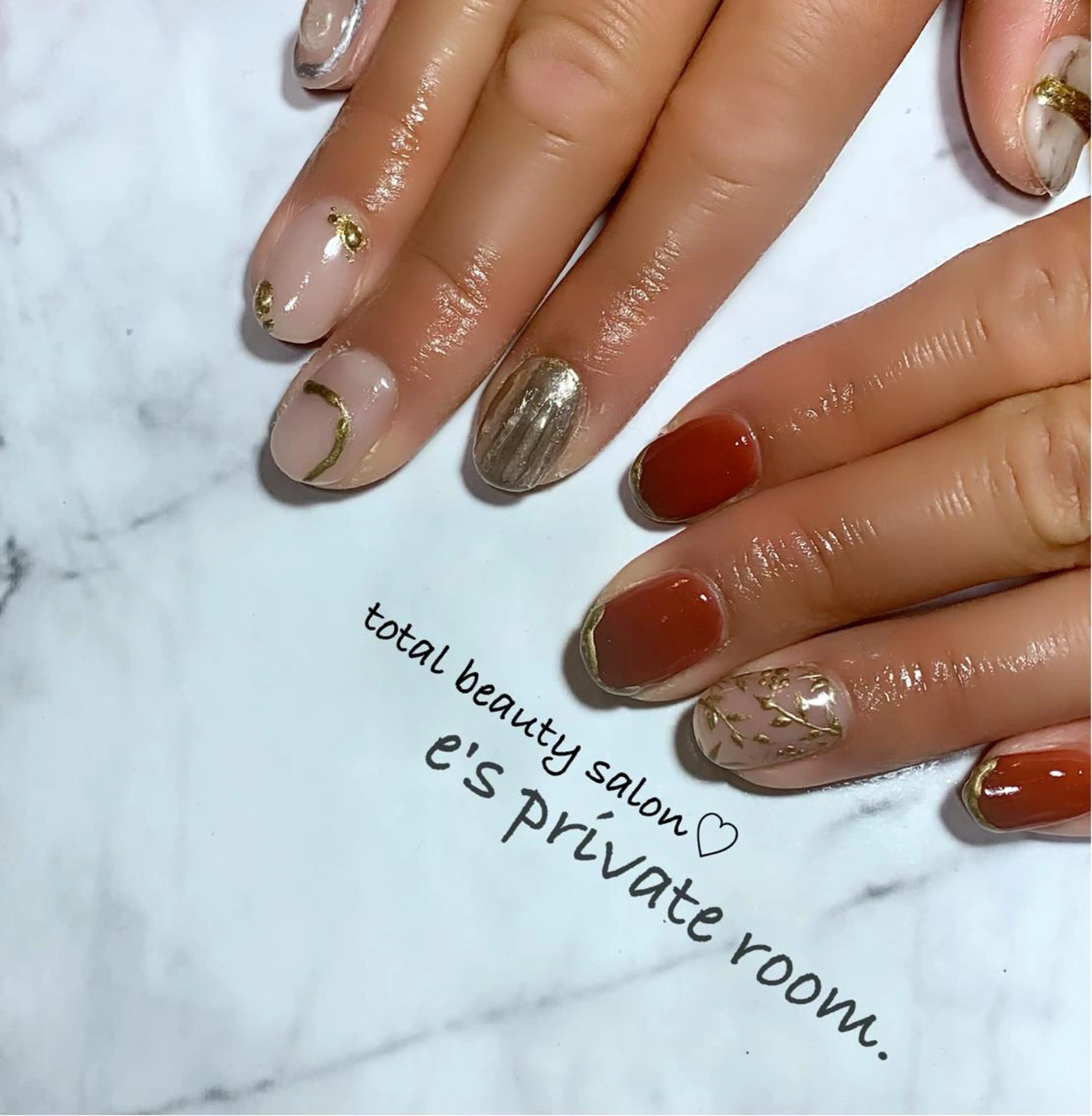 ネイル LAVISH nail salonのネイルデザイン