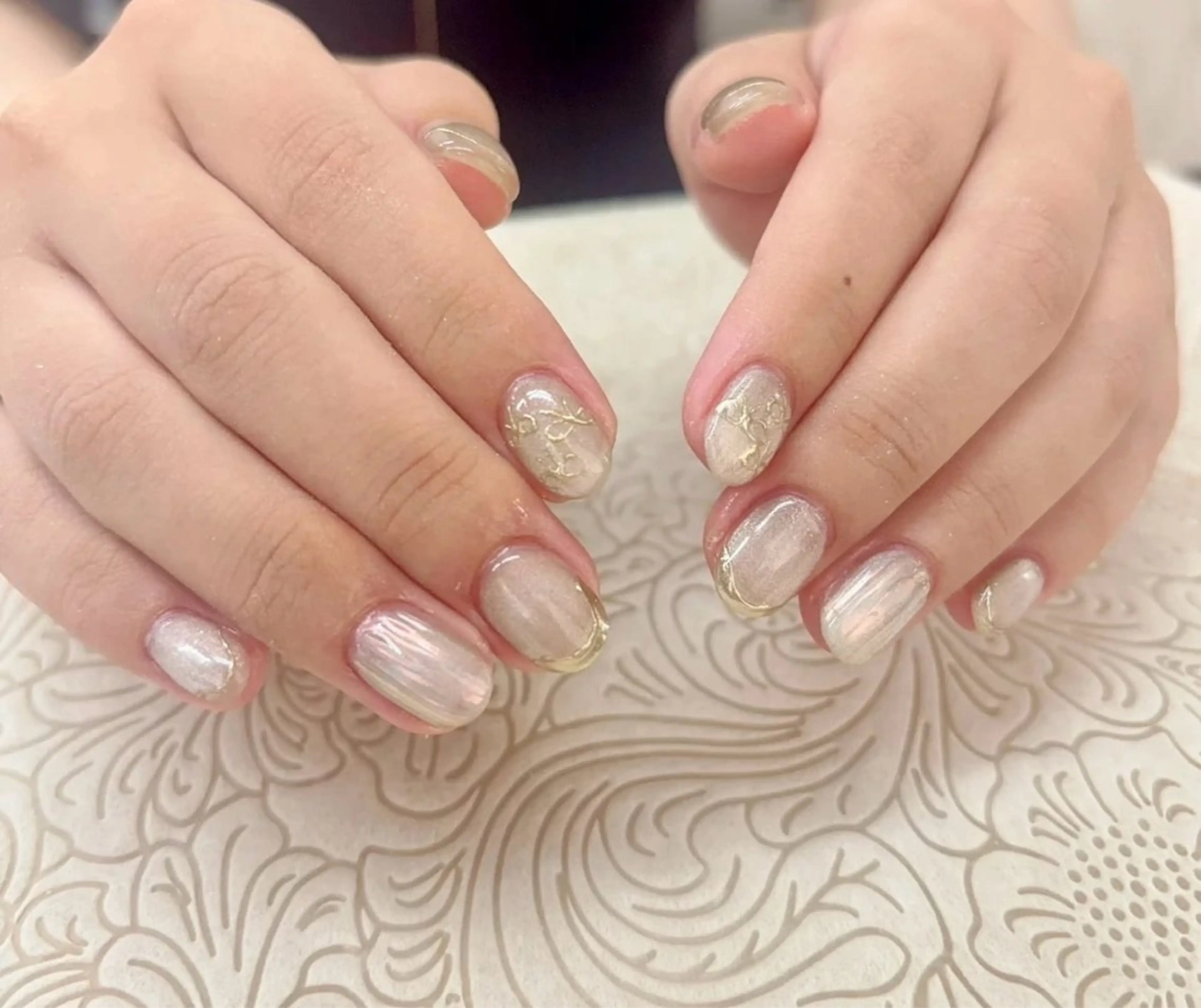 ネイル フラワーネイル ハンドネイル precious nail room所属・precious nail roomのネイルデザイン