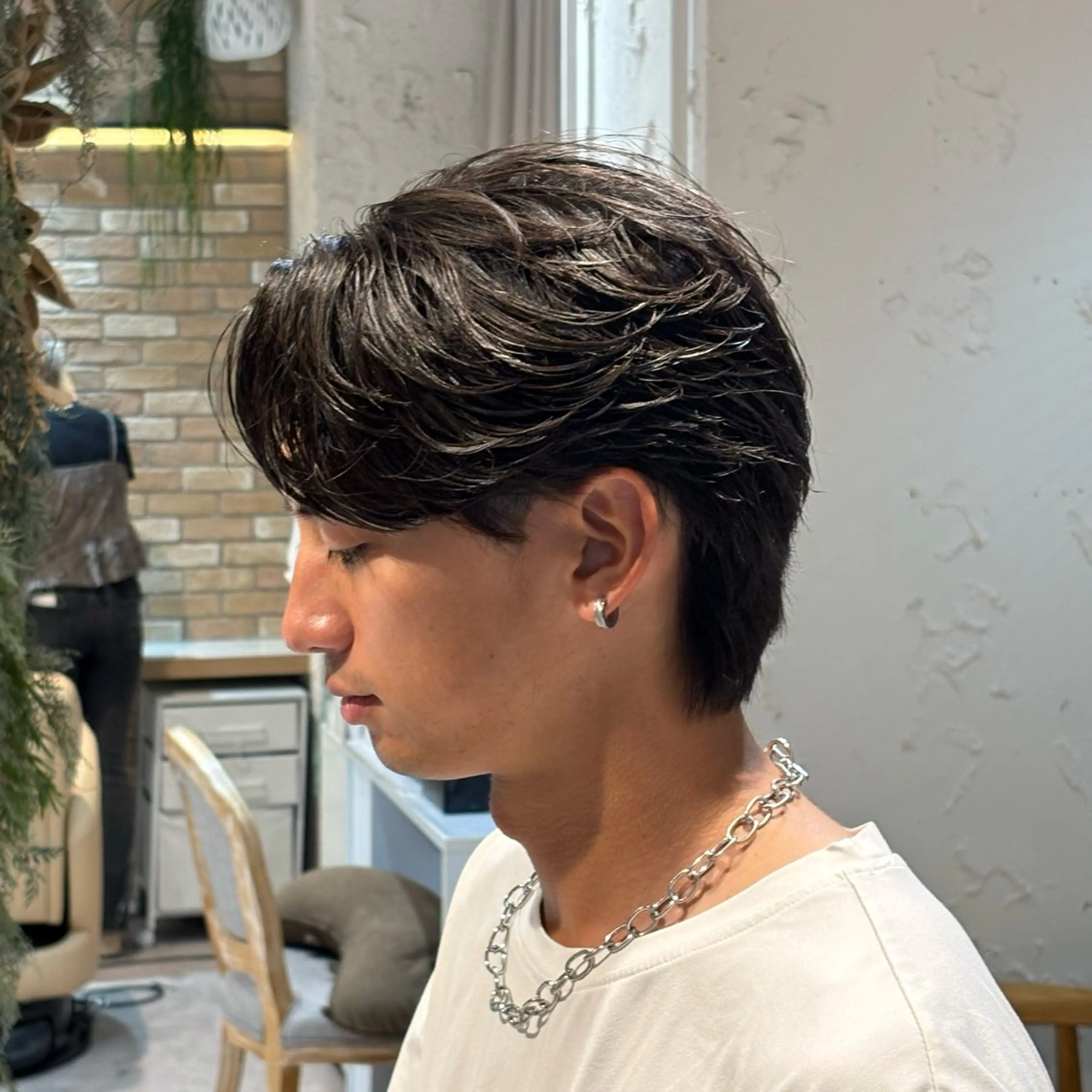 パーマ メンズ センターパート フェザーパーマ メンズパーマ カット パーマ ハイトーン/レイヤー /メンズパーマのヘアスタイル