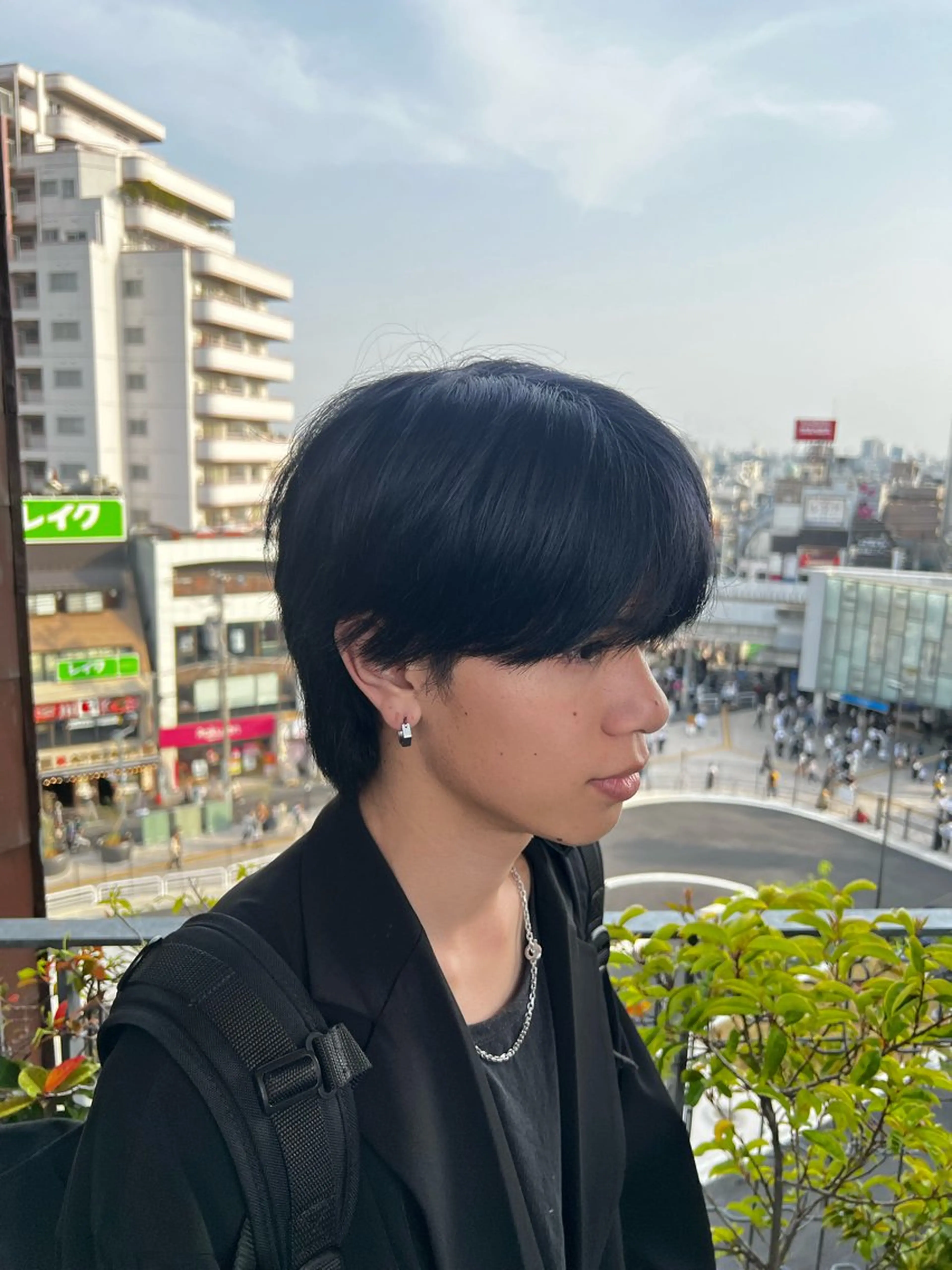 カラー メンズ カット ヘアカラー トリートメント ダブルカラー寒色系 ボリューム改善ハヤトのヘアスタイル