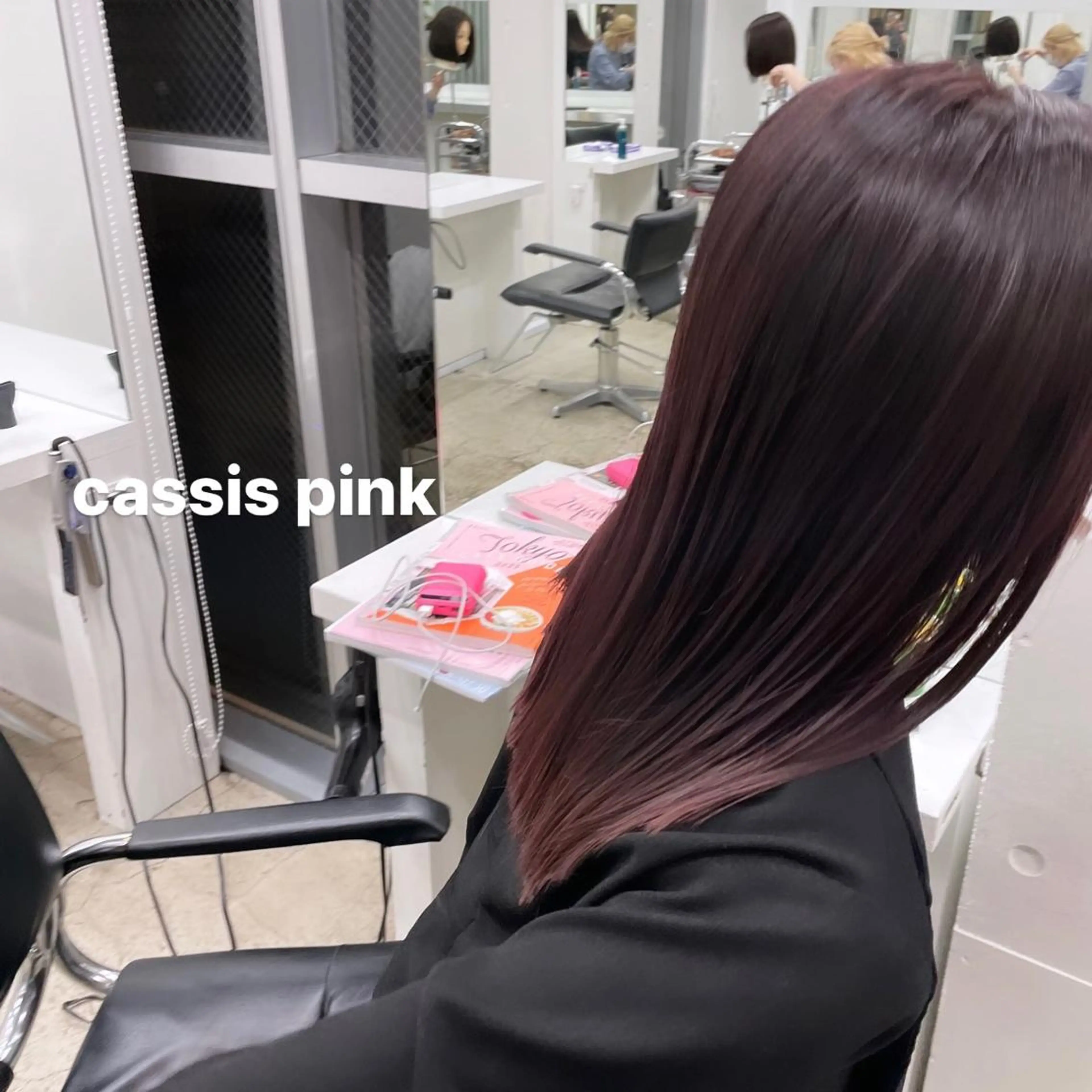 セミロング fifth所属・センターパート／マッ シュ／パーマ　あさみのヘアスタイル