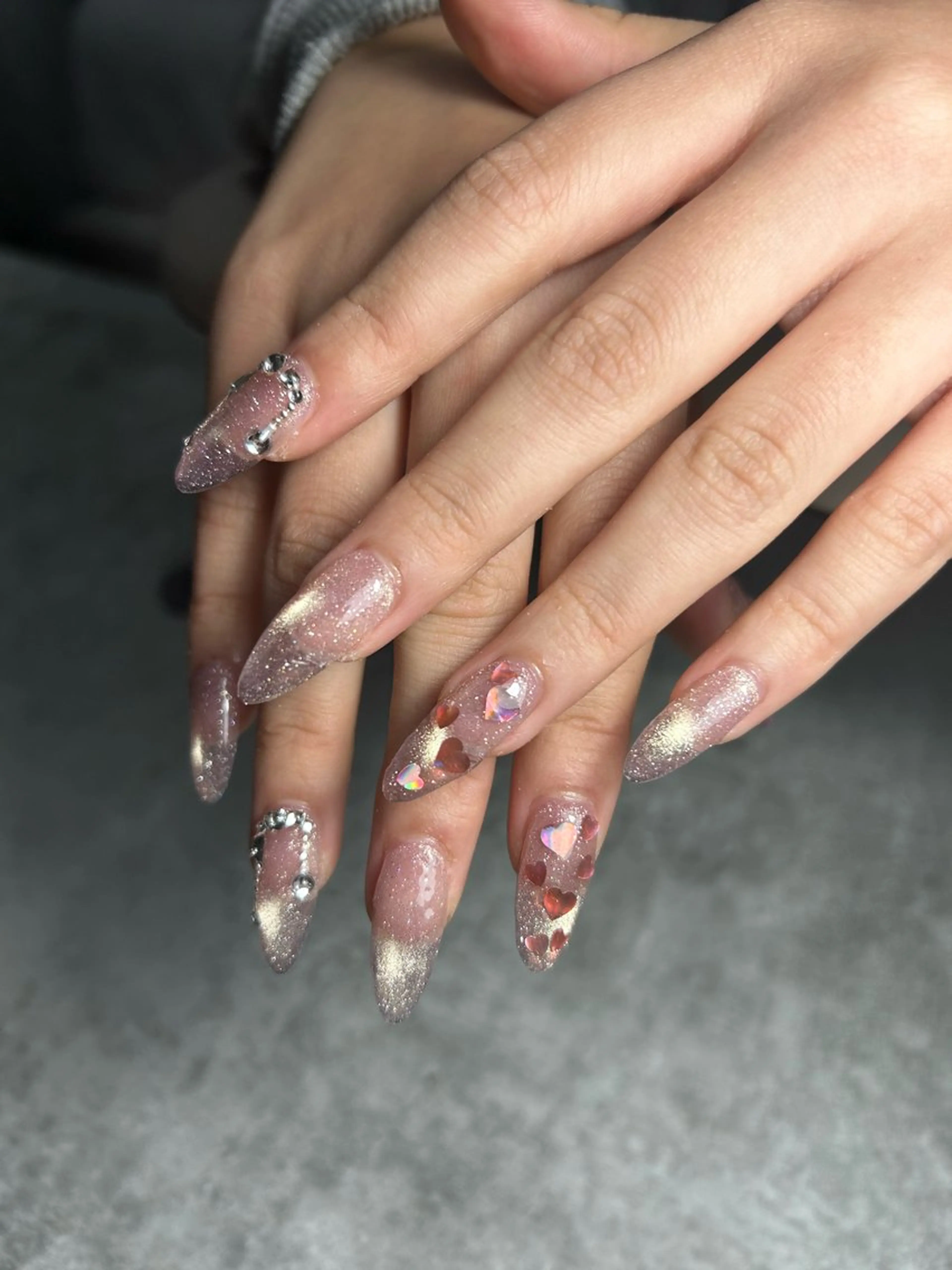 お任せネイル💅（オフあり、長さ出し込み）の写真