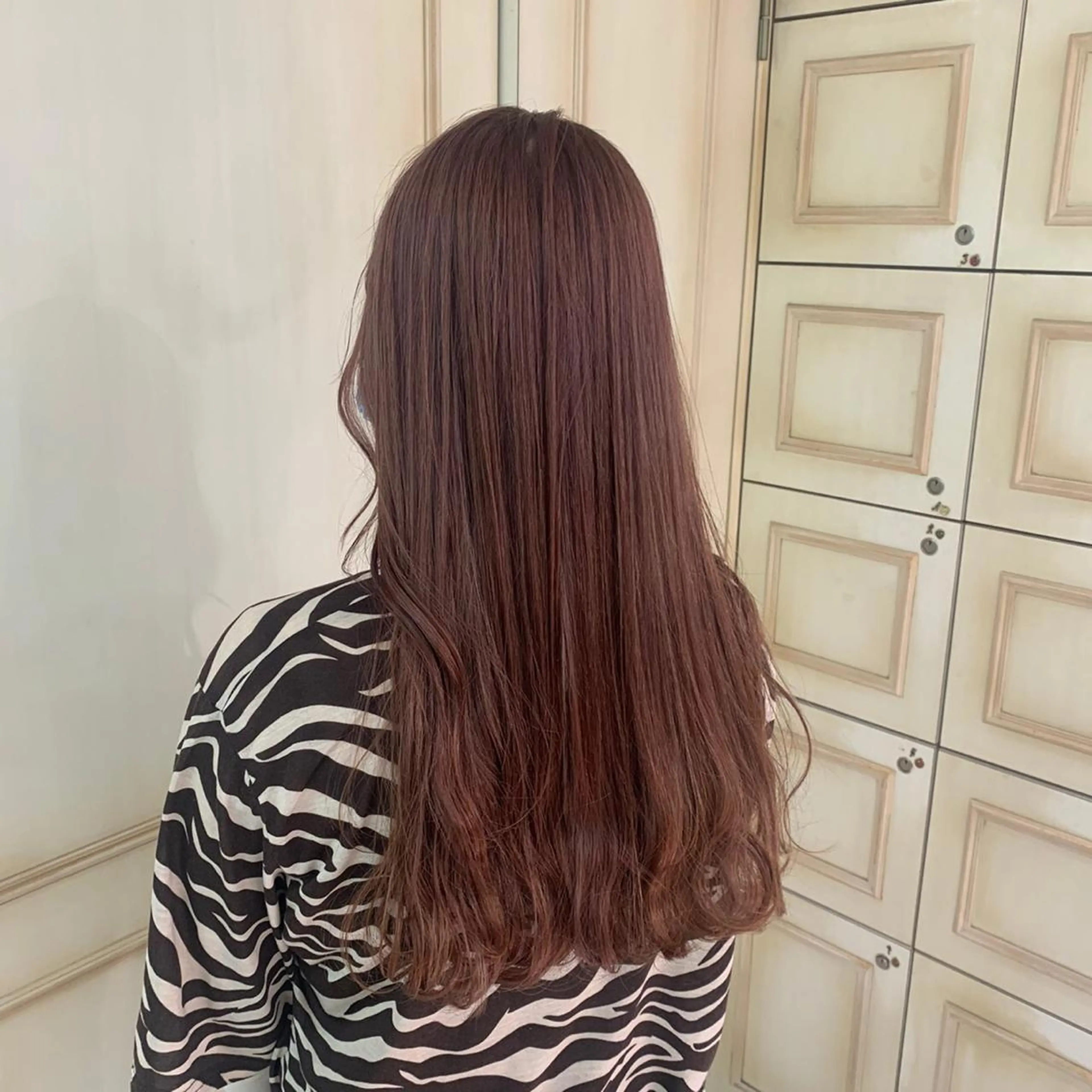 カラー ヘアアレンジ 海外レイヤー鯉渕 【海外風メンズも◎】のヘアスタイル