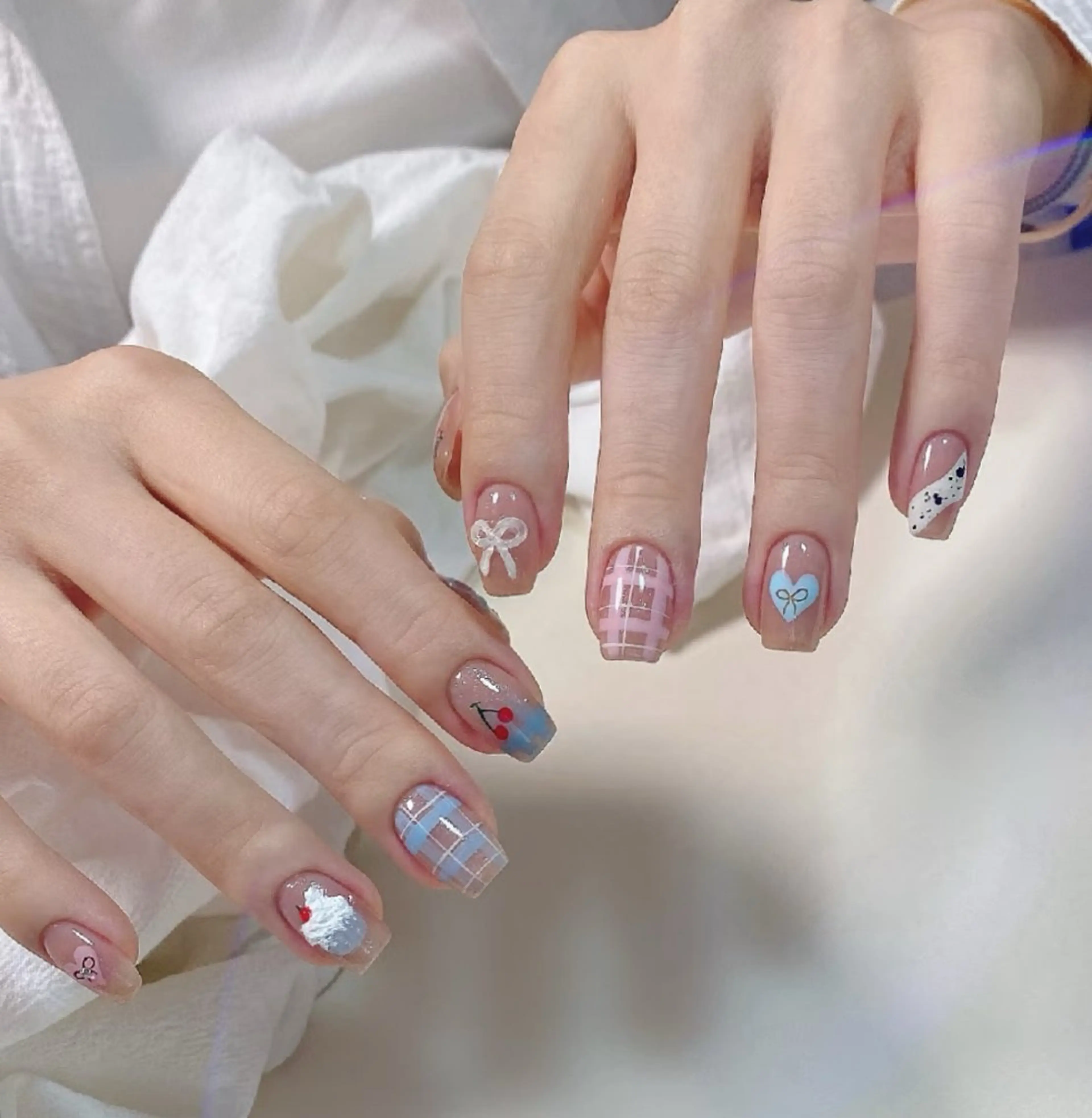 ネイル ハンドネイル パラジェル＆フィルイン取り扱いサロンSol Nail所属・Sol Nail ミネのネイルデザイン