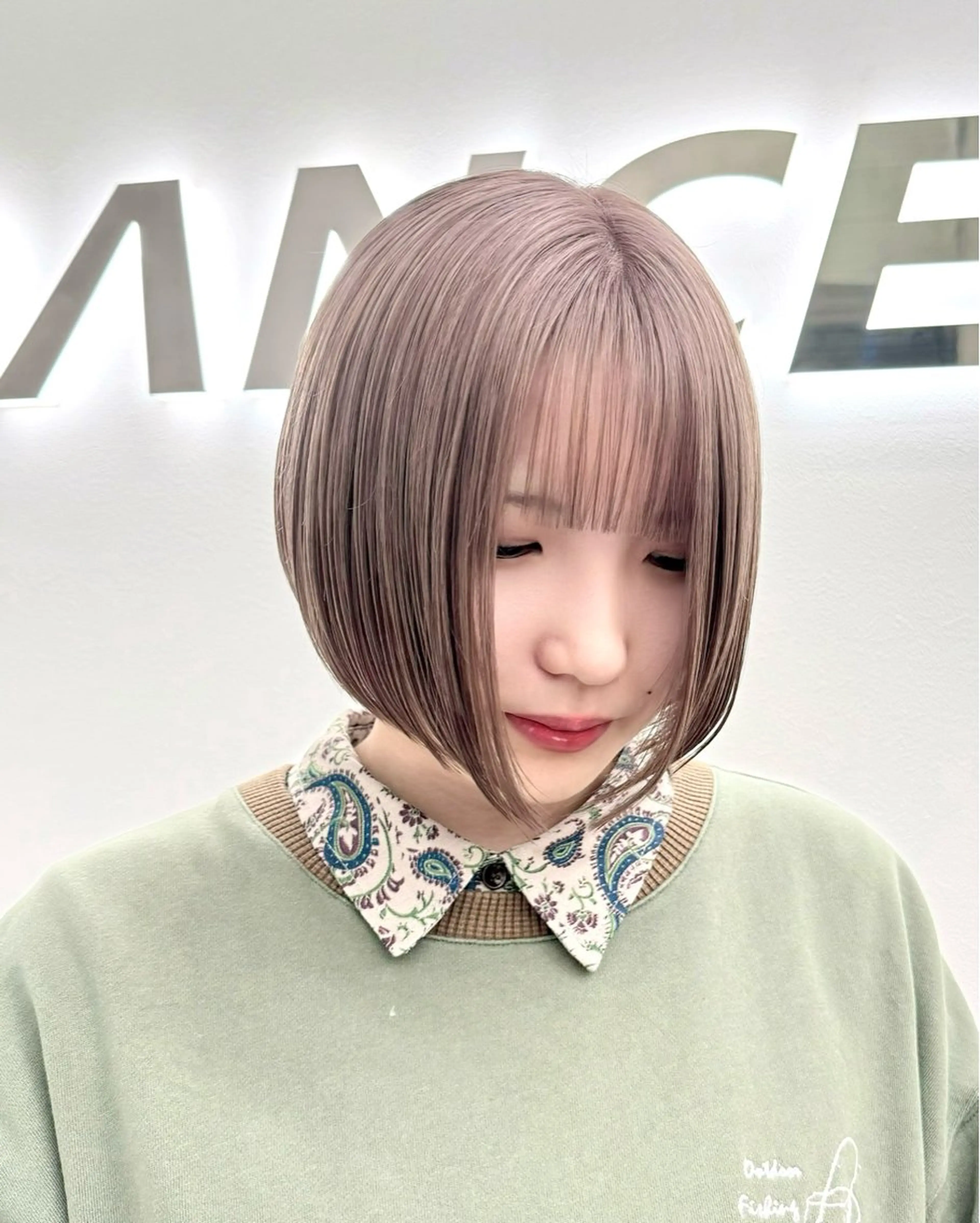 ショート カラー ヘアアレンジ カット ヘアカラー トリートメント ヘッドスパ ヘアセット ‎🤍韓国ボブ/ 縮毛矯正🪽‪ひかりのヘアスタイル