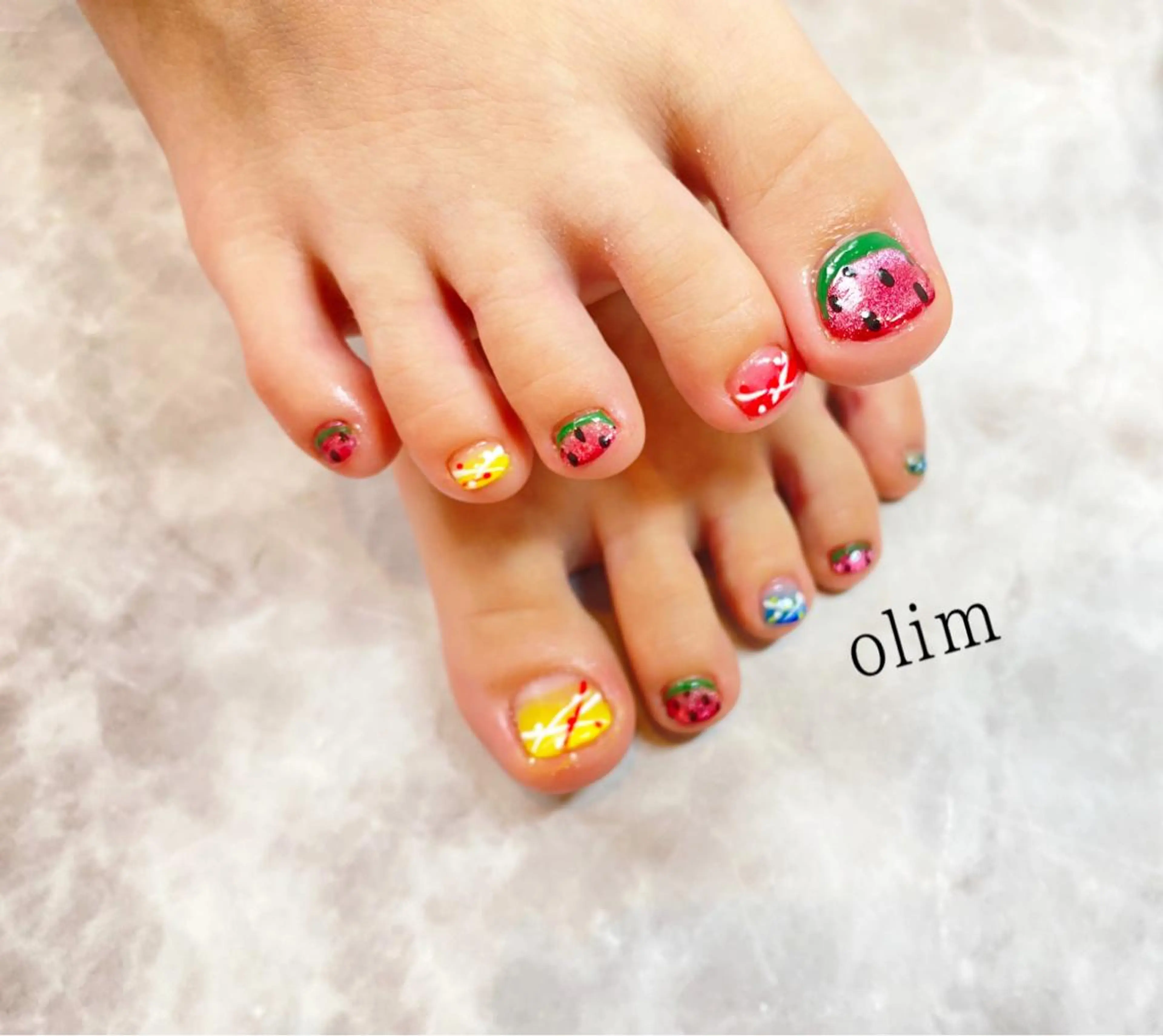 ネイル フットネイル ヨーヨーネイル フットネイル olim nailspaceのネイルデザイン