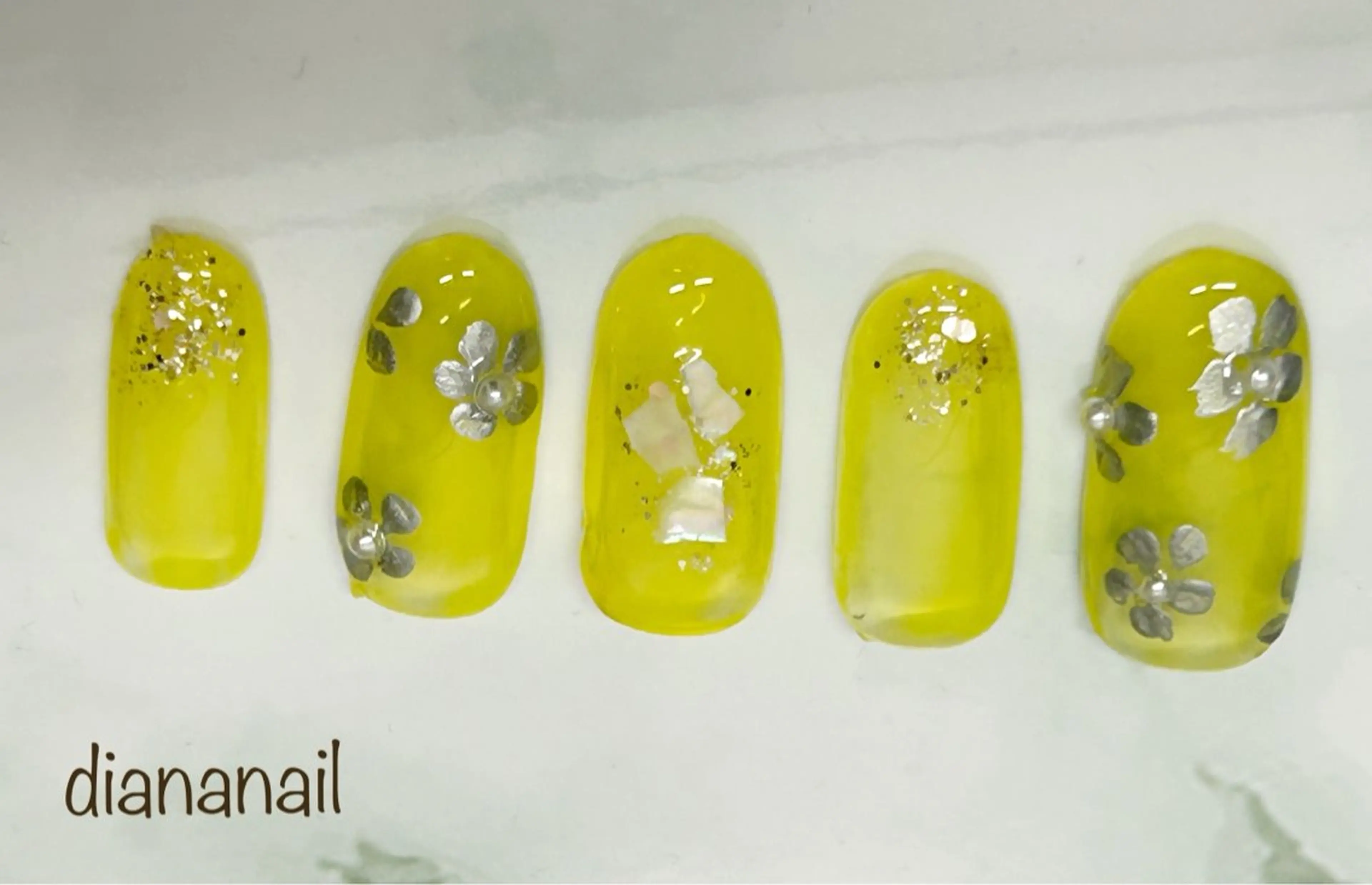 ネイル みな とのネイルデザイン