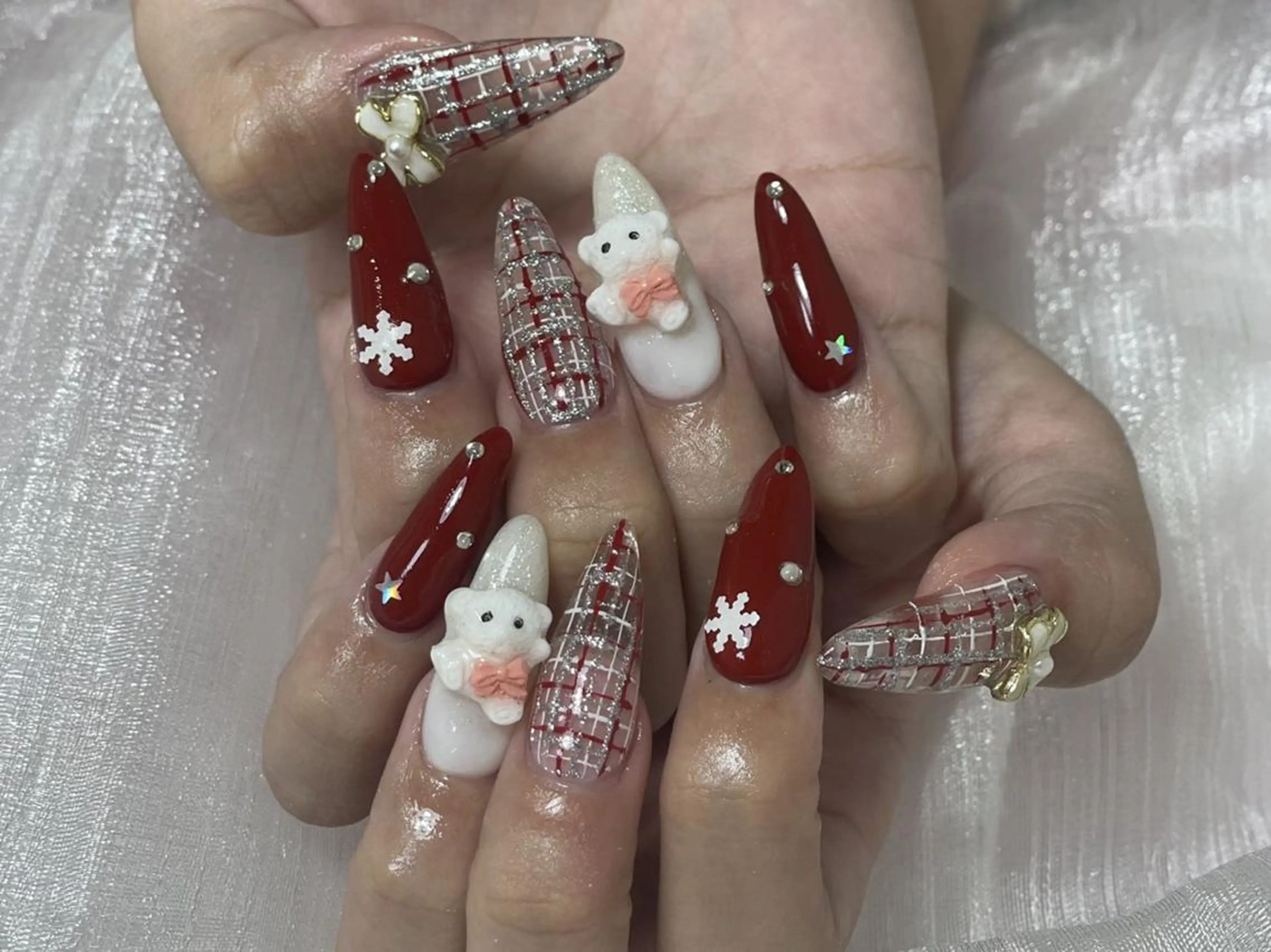 ネイル ハンドネイル ハンドケア DEMAIN- 🌹のネイルデザイン