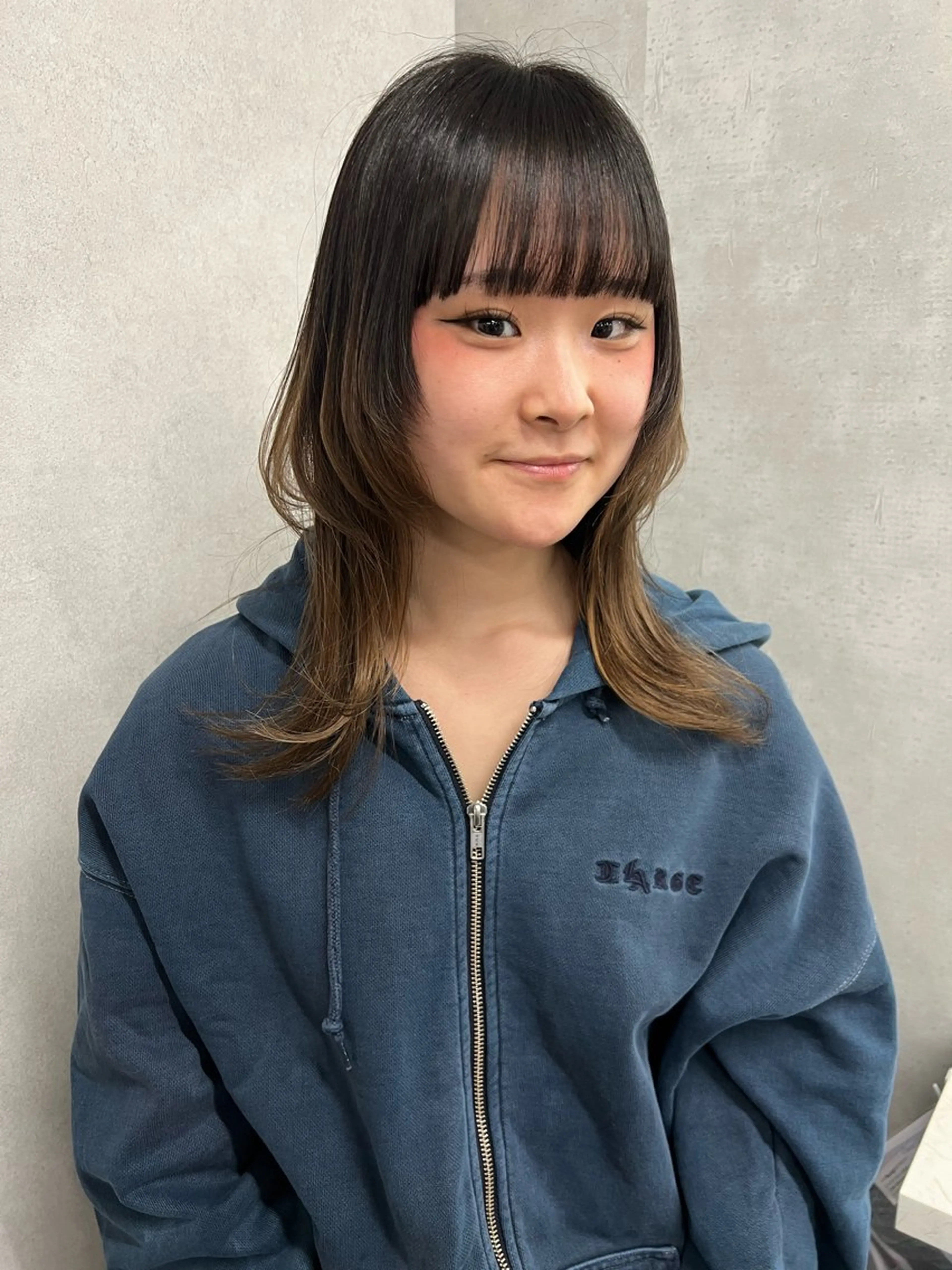 セミロング カット Loem【ロエム】所属・RINA 【Loem】のヘアスタイル