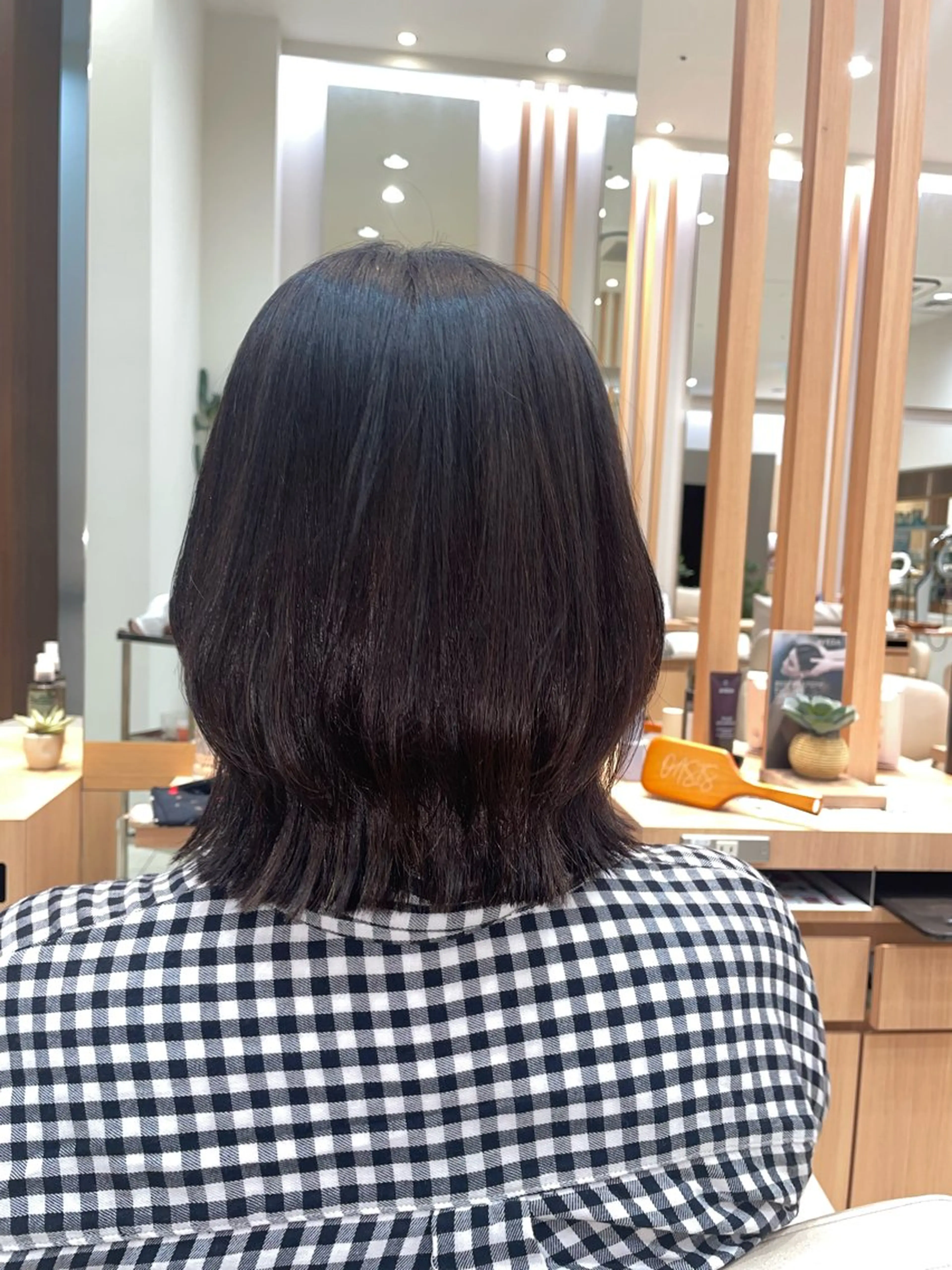 ミディアム ボブレイヤー ボブ レイヤーカット OASIS AVEDA 立川所属・ボブ/ショート/ ゆづきのヘアスタイル