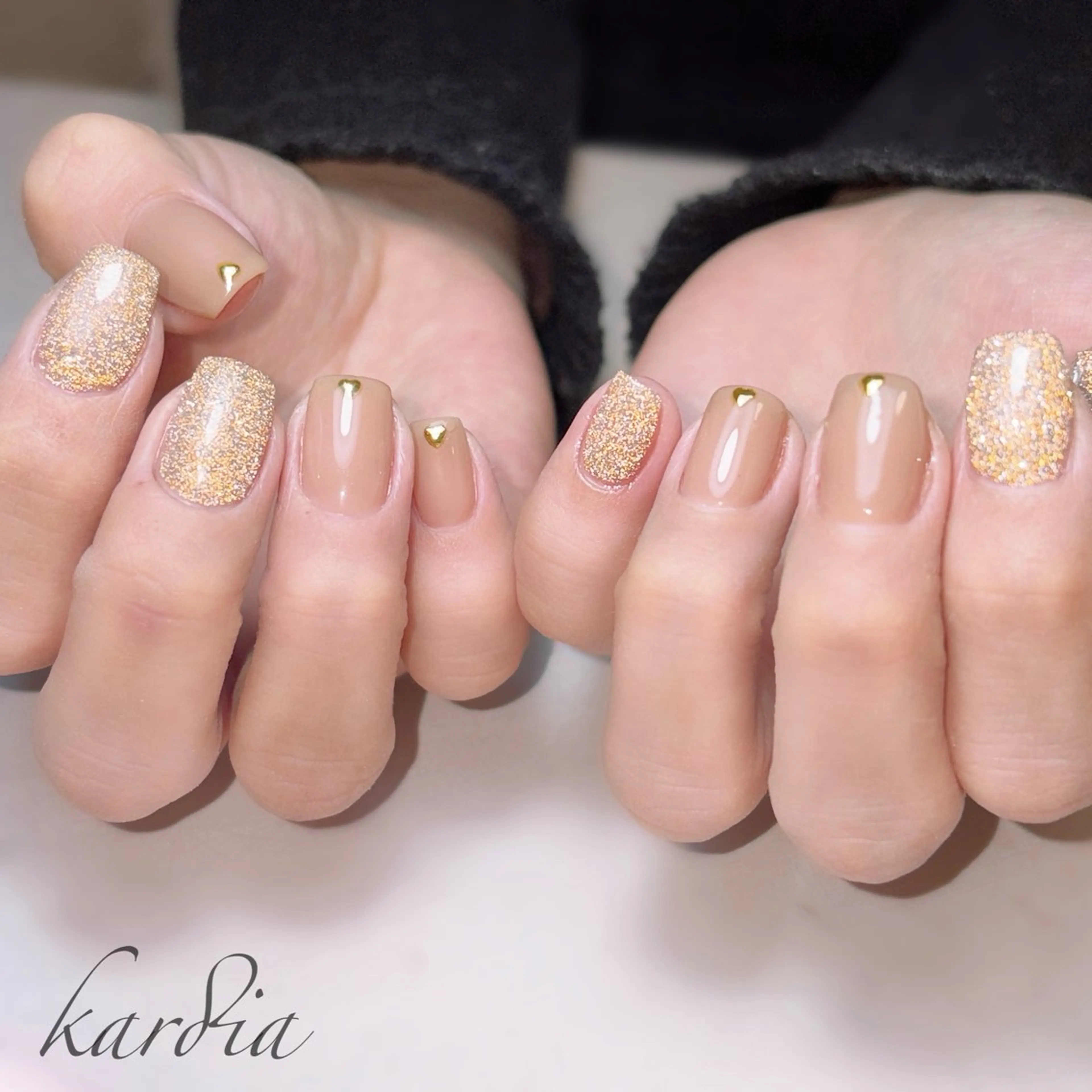 ネイル ハンドネイル καρδιά -ｶﾙﾃﾞｨｱ-のネイルデザイン