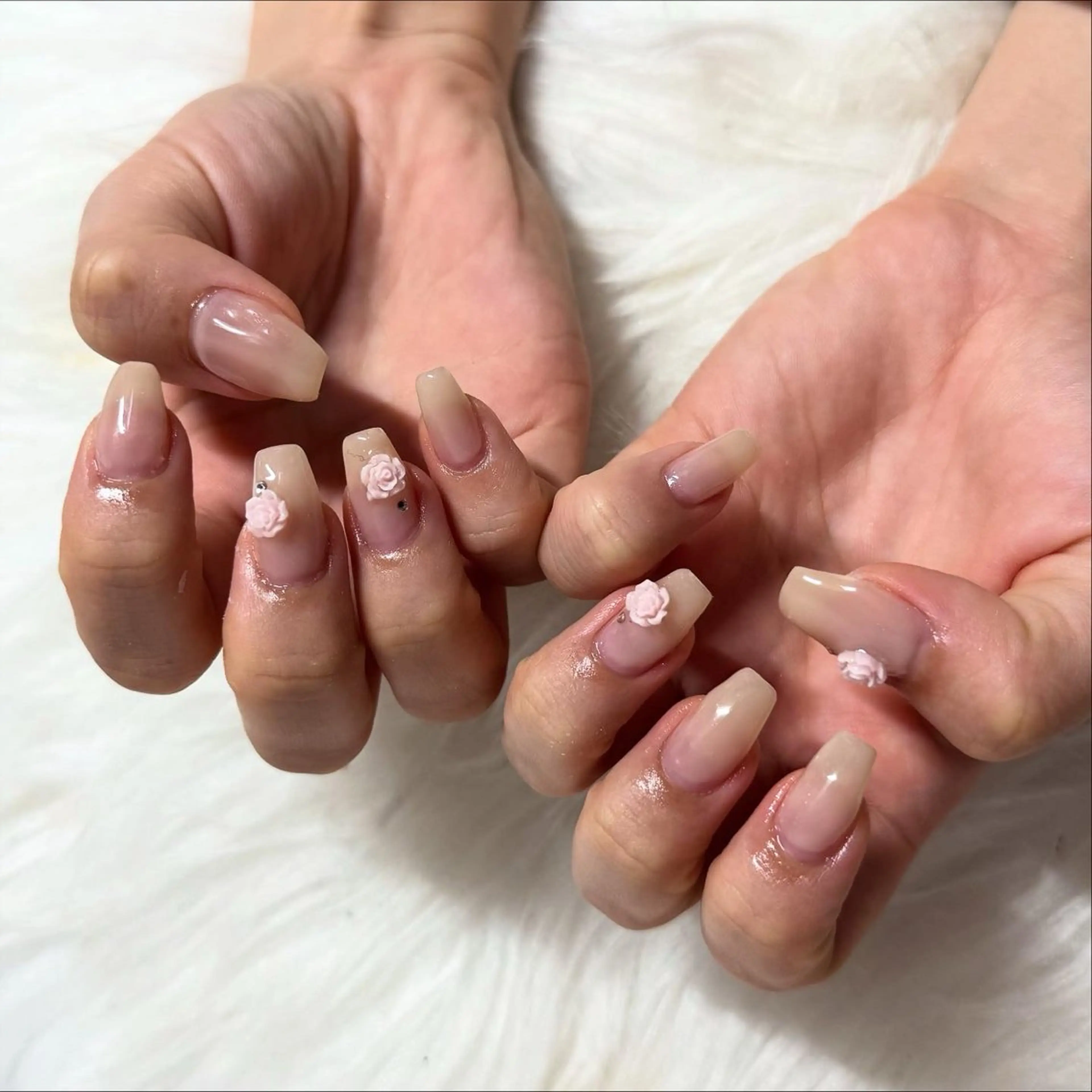 ミディアム ハンドネイル mao .のネイルデザイン