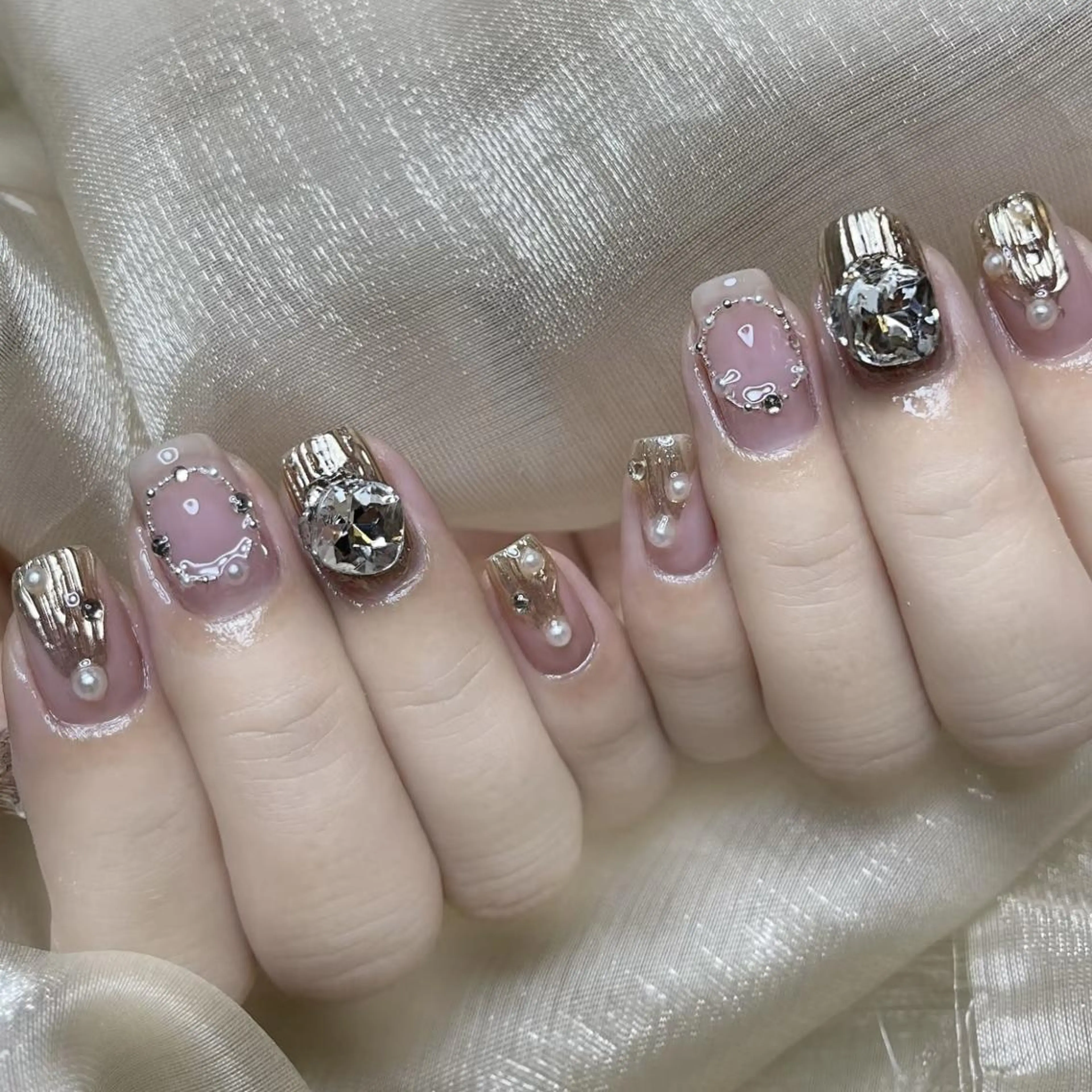 ネイル DEMAIN- 🌹のネイルデザイン