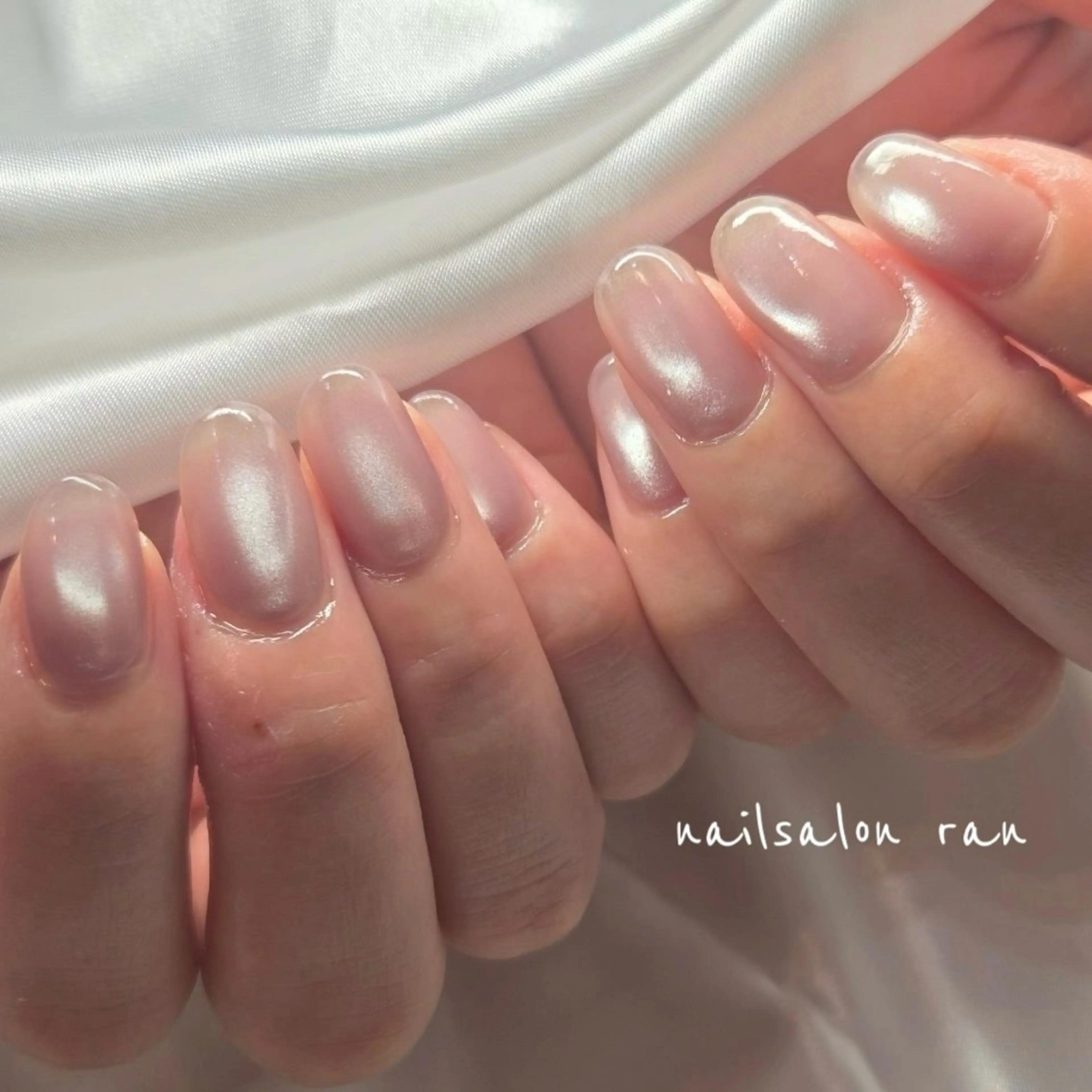 ネイル マグネットネイル マグネットワンカラー ワンカラーネイル ハンドネイル nailsalon ranのネイルデザイン