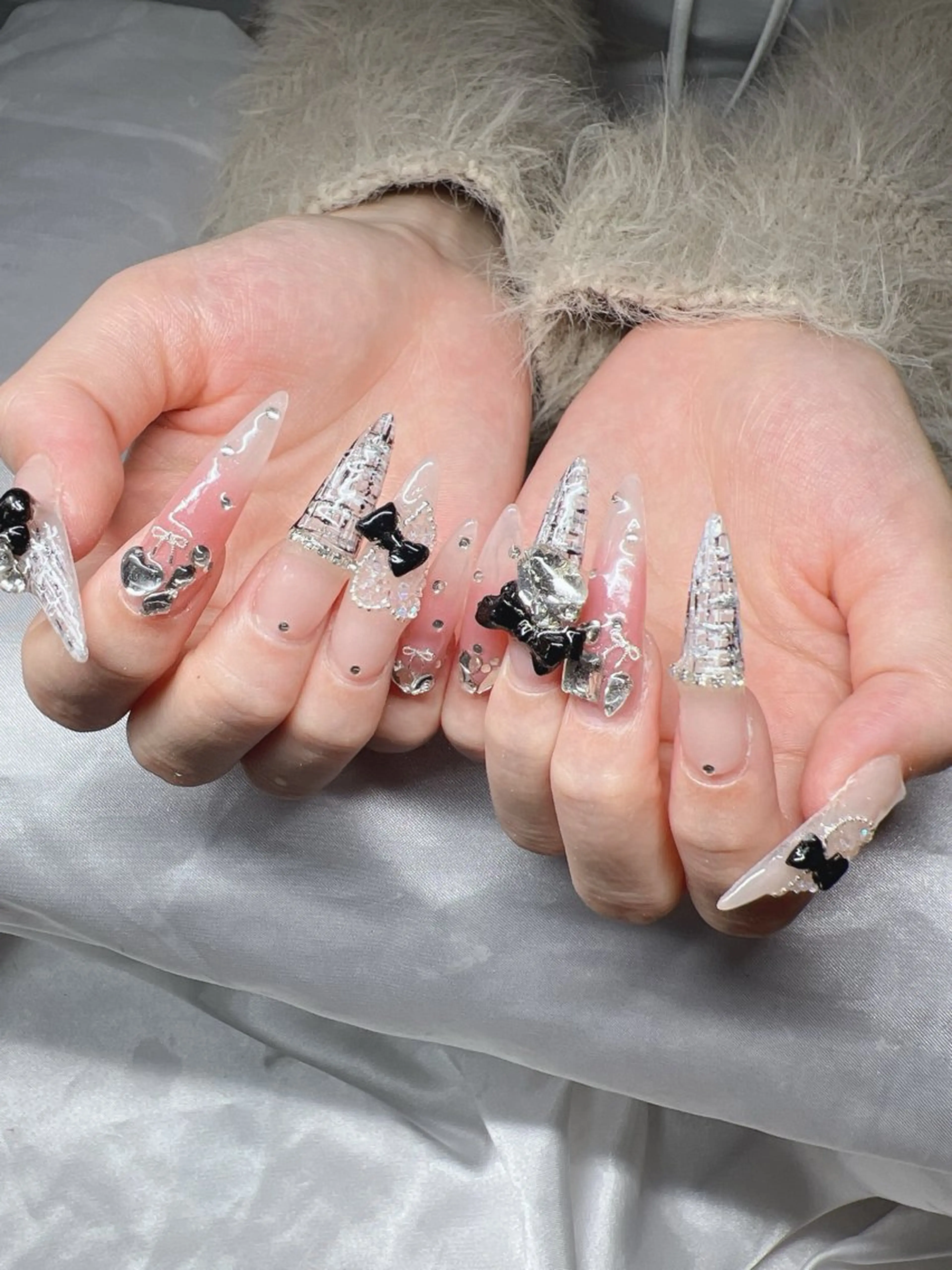 ネイル 長さ出し グラデーション 卒業式 キラキラネイル マグネットネイル ハンドネイル Lee Nailsのネイルデザイン