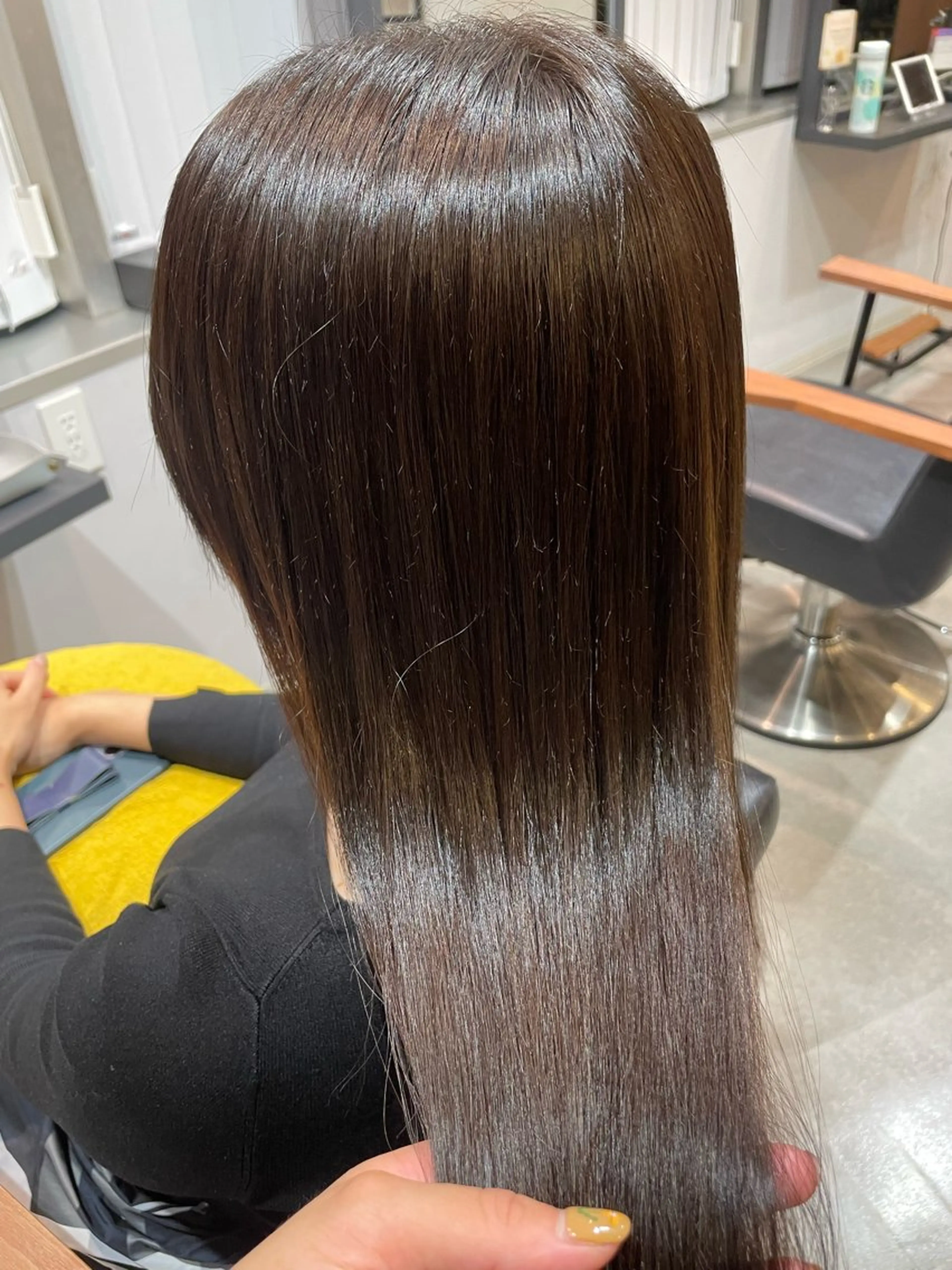 ロング カラー アッシュ アッシュブラウン ブラウンカラー ヘアカラー トリートメント 🍑おおしまくるみ 🍑暖色colorのヘアスタイル