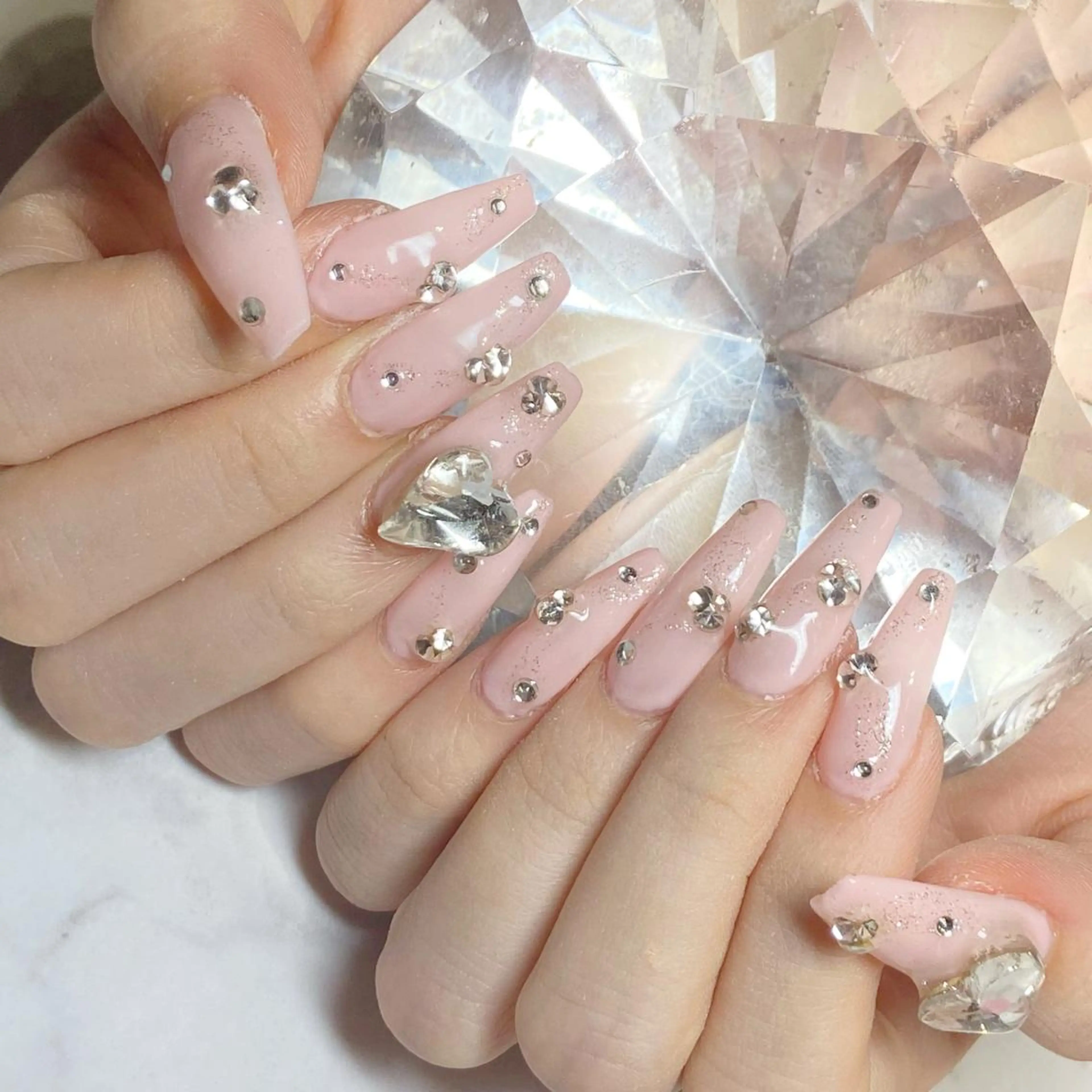 ネイル ハンドネイル YUN 💅のネイルデザイン