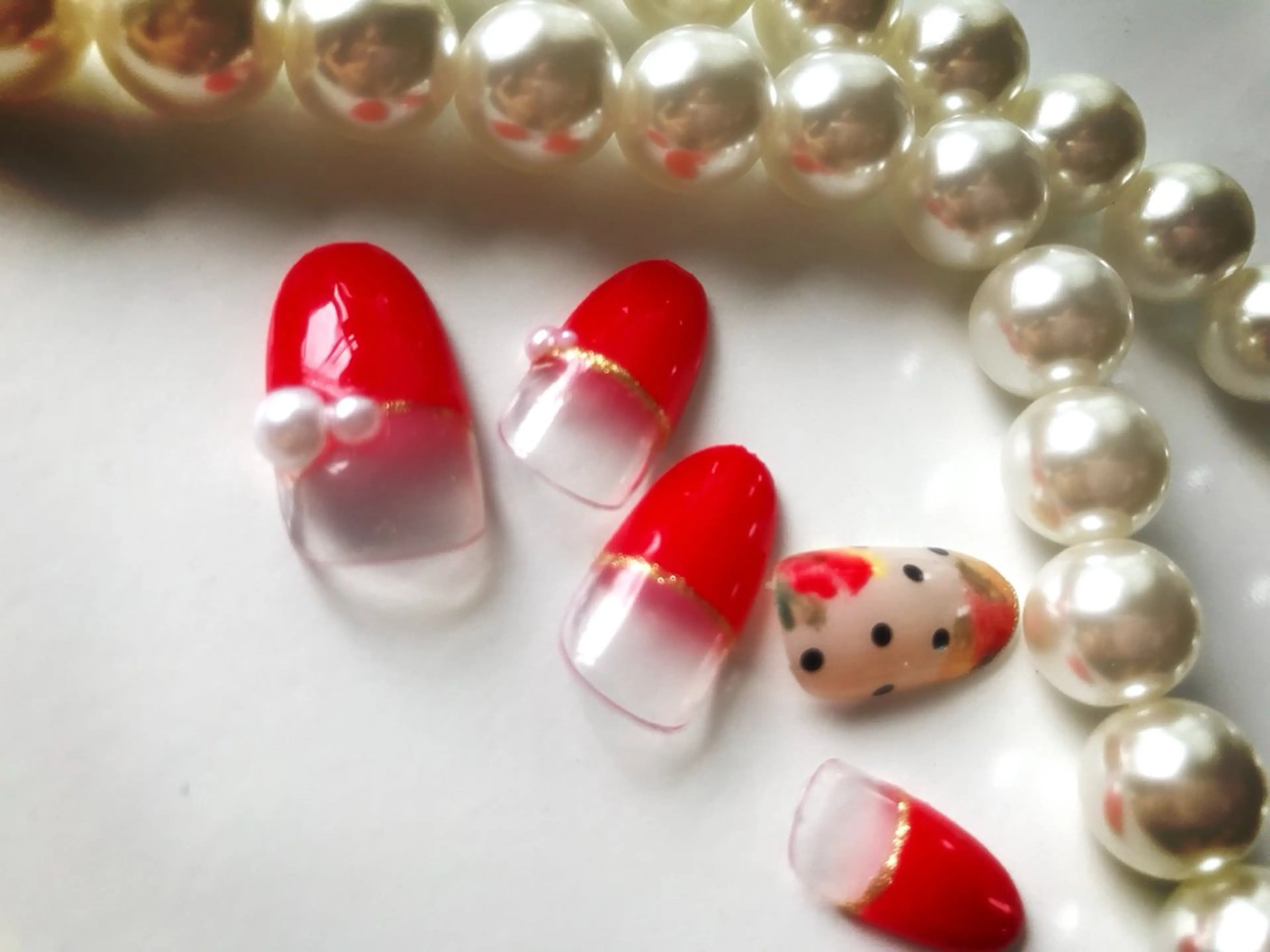 ネイル EMILIA Ryokoのネイルデザイン