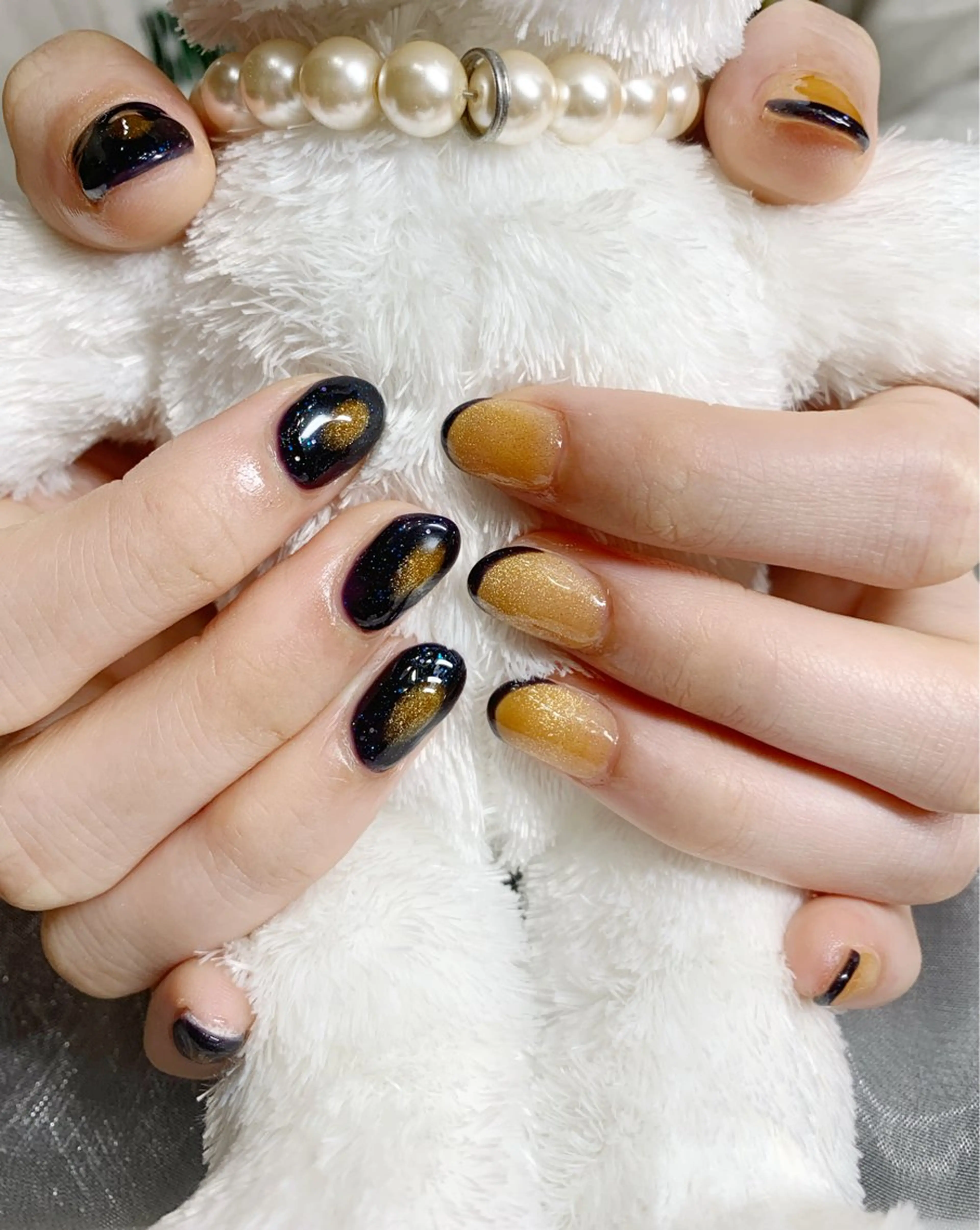 ネイル マグネットネイル シンプルネイル 冬ネイル ハンドネイル mira-cle大濱美容アカデミー所属・AI NAのネイルデザイン