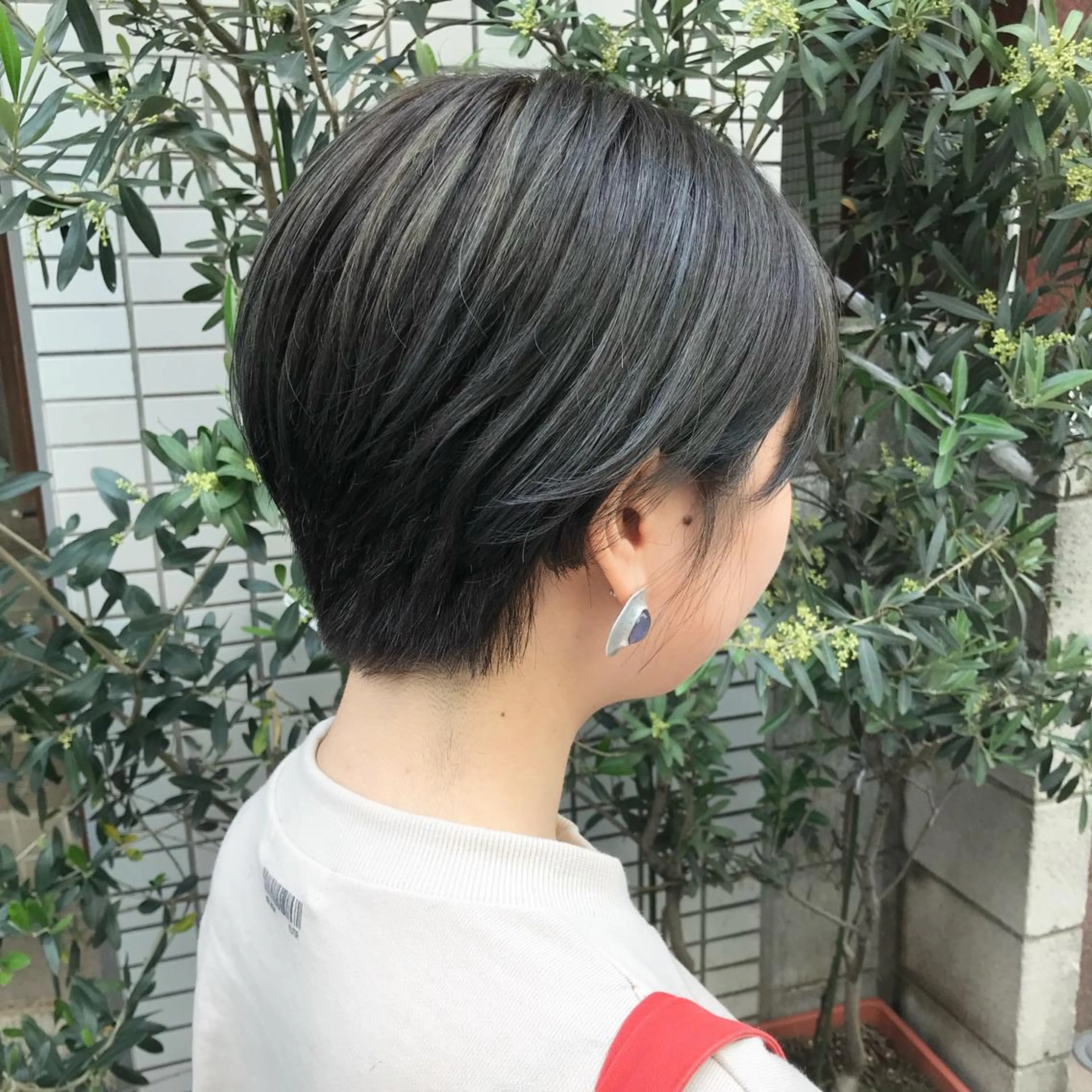 ショート カラー ハイライトカラー ハイライト ショートヘア 🫧透明感カラー/ ボブ/小笠原🪽のヘアスタイル