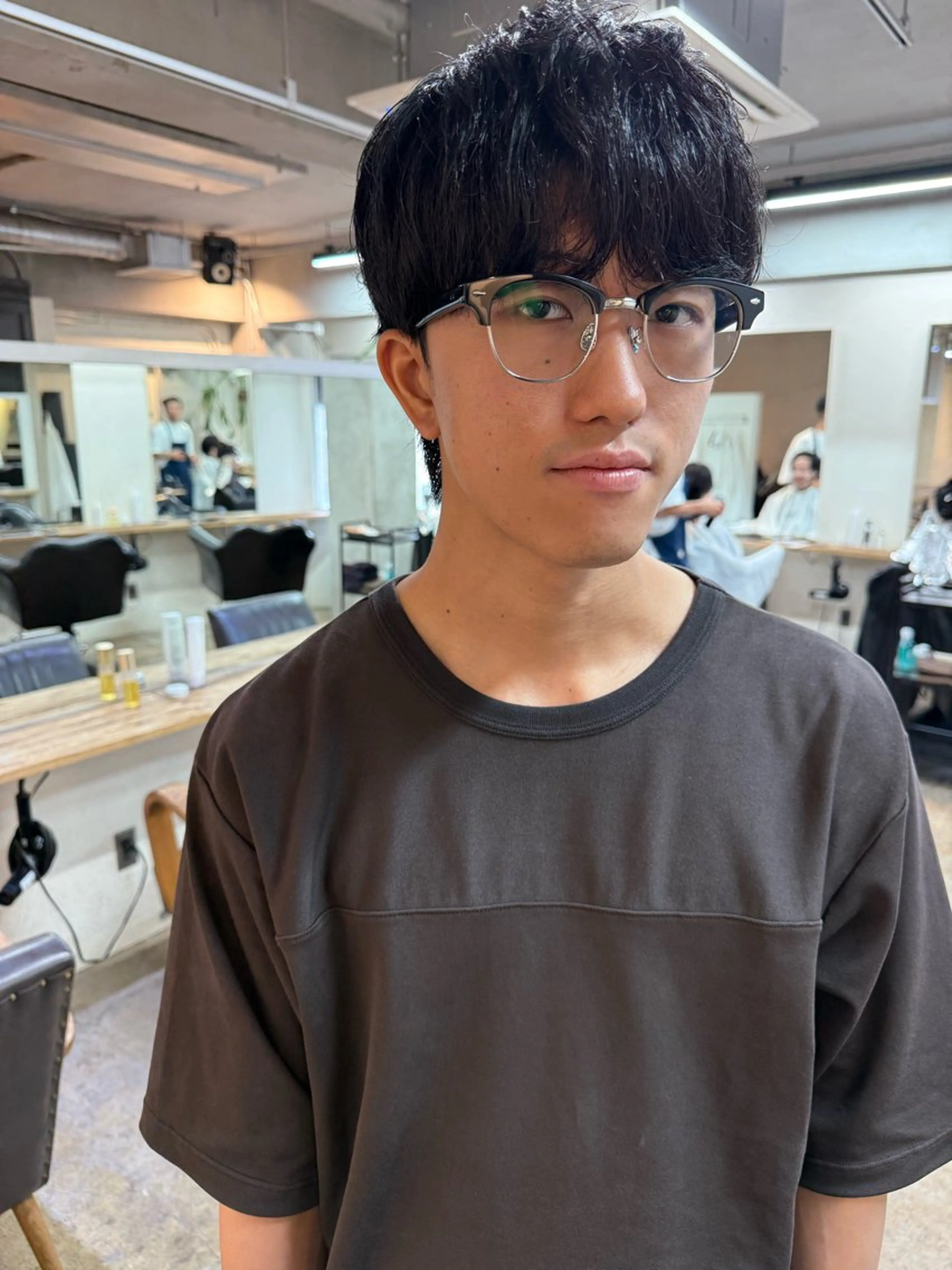 ショート メンズ ビジネス マッシュ ツーブロック 刈り上げ ショートヘア カット トリートメント 森貴裕/ベージュ/ パーマ/オリーブのヘアスタイル