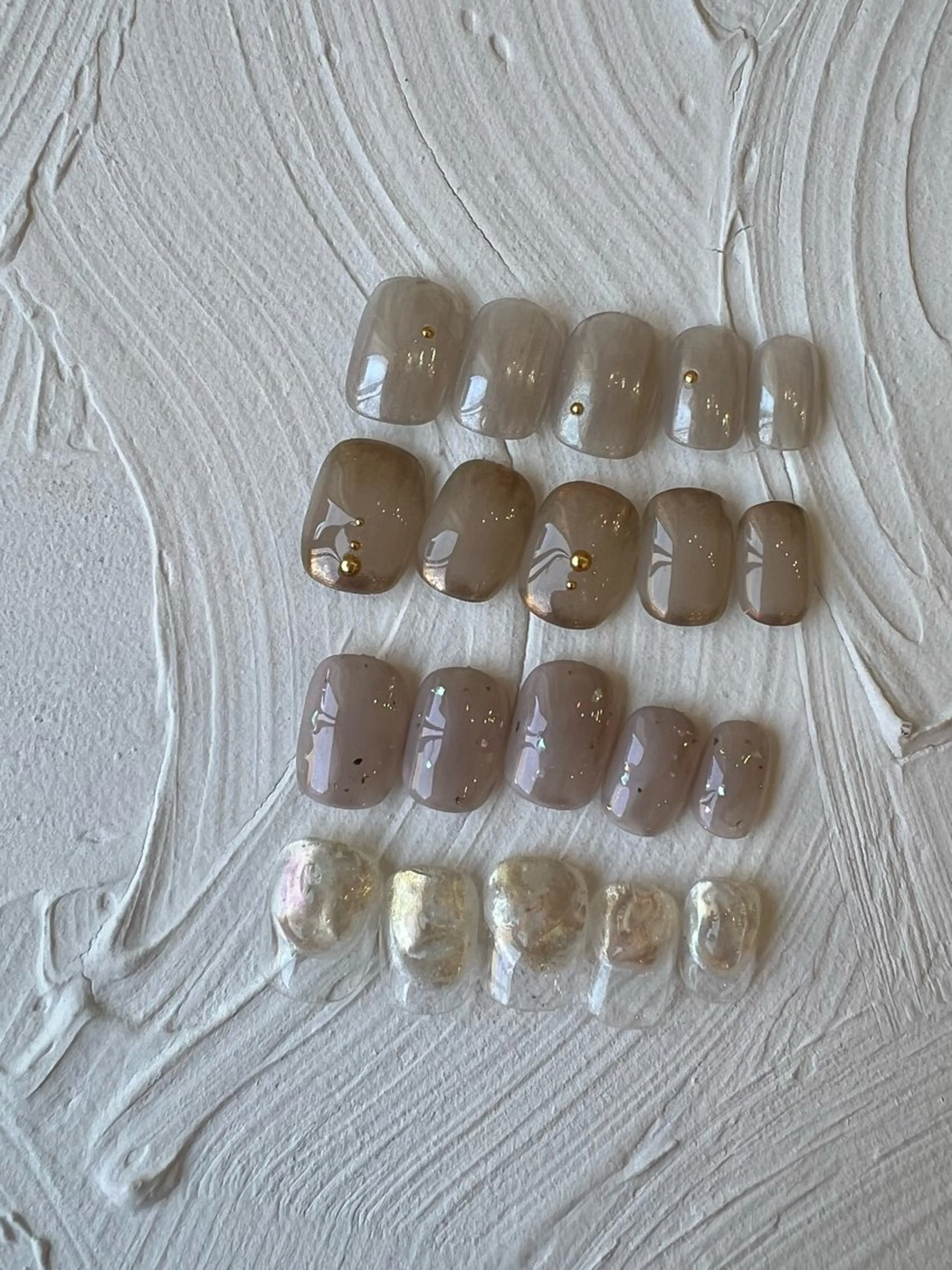 ネイル オーロラネイル ニュアンスネイル ハンドネイル nail◯ petitnanoのネイルデザイン