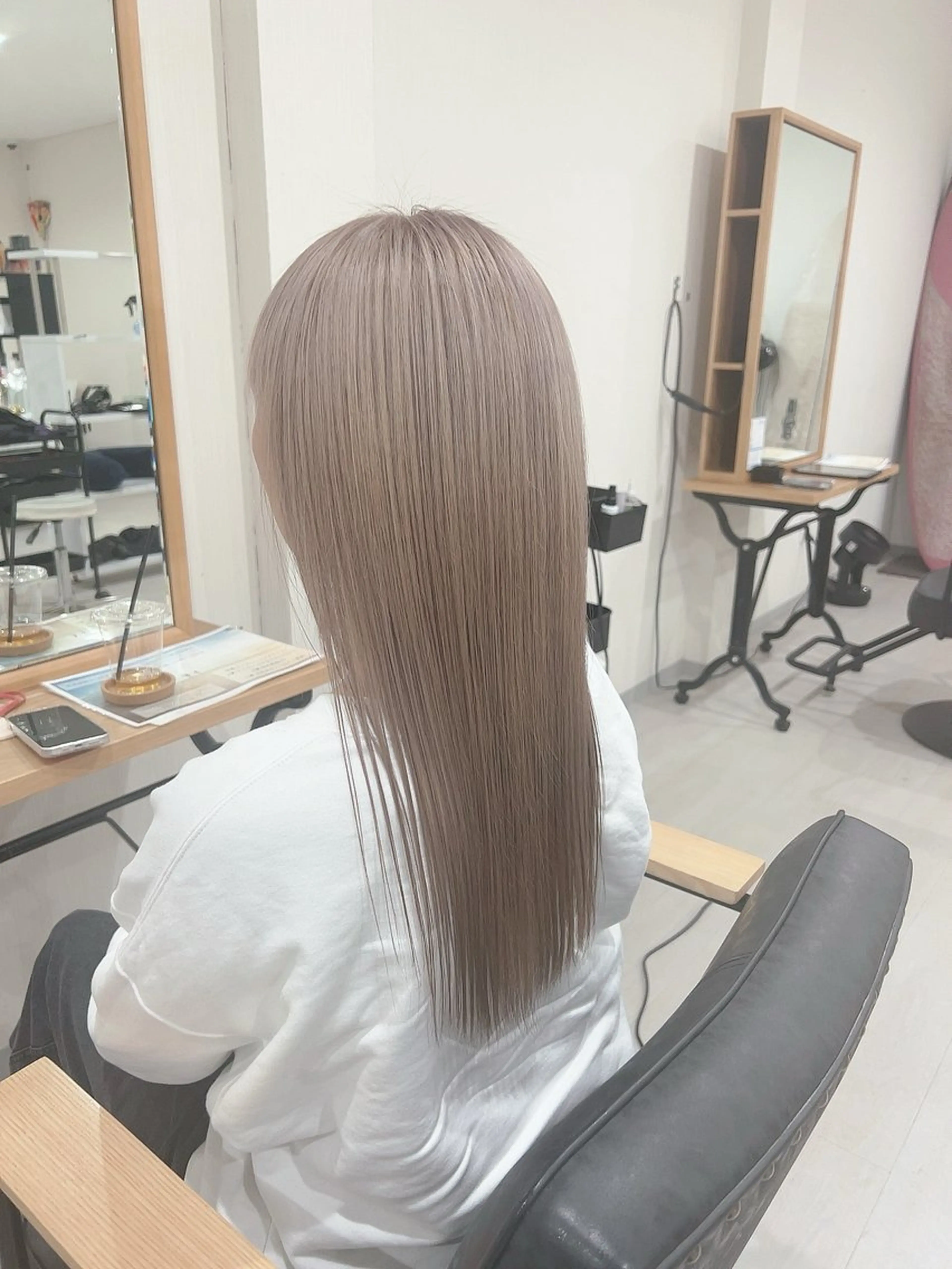 セミロング カラー 【tejina】 ochiのヘアスタイル