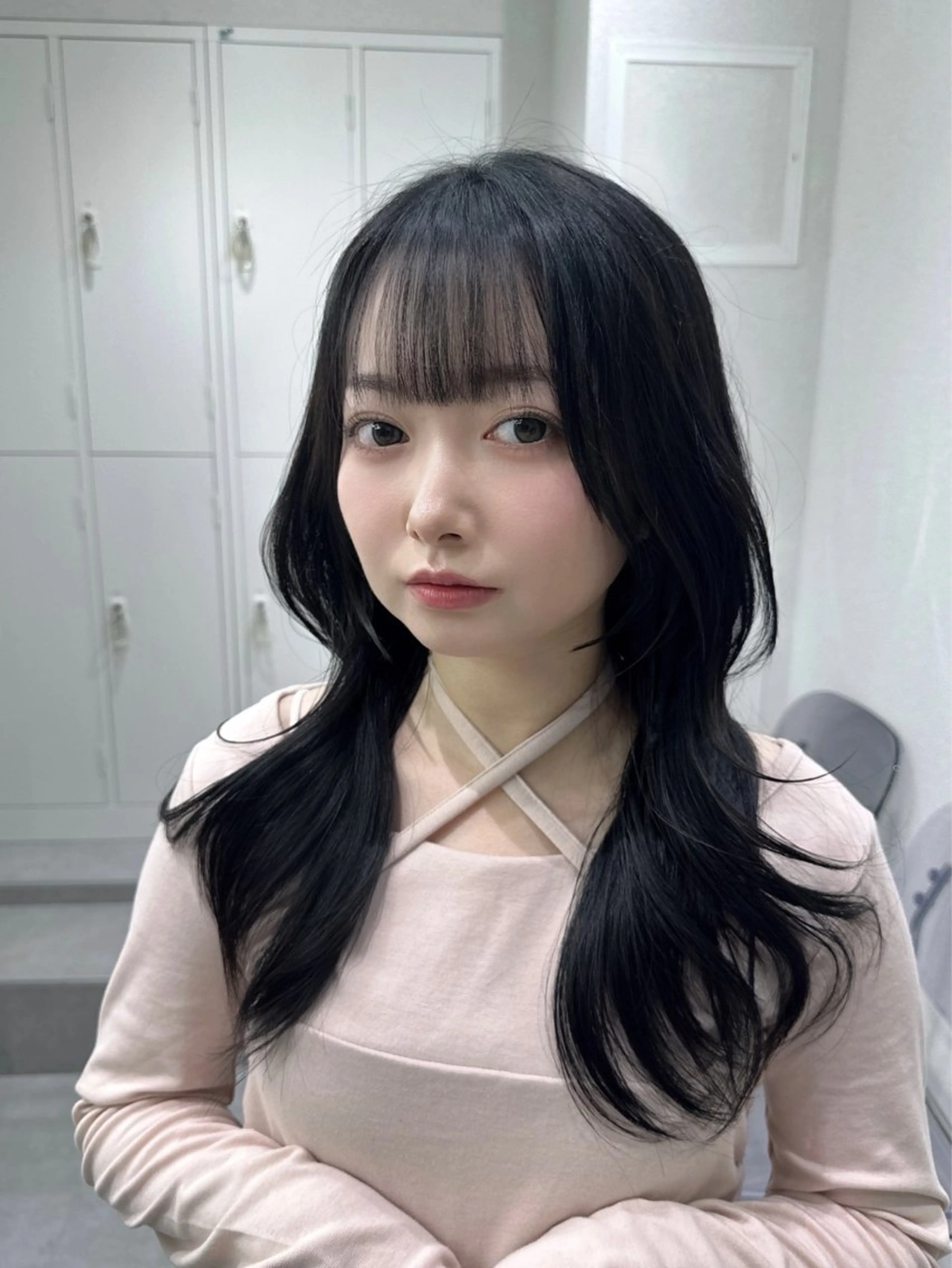 セミロング 韓国レイヤー透明感 カラーヨウスケのヘアスタイル