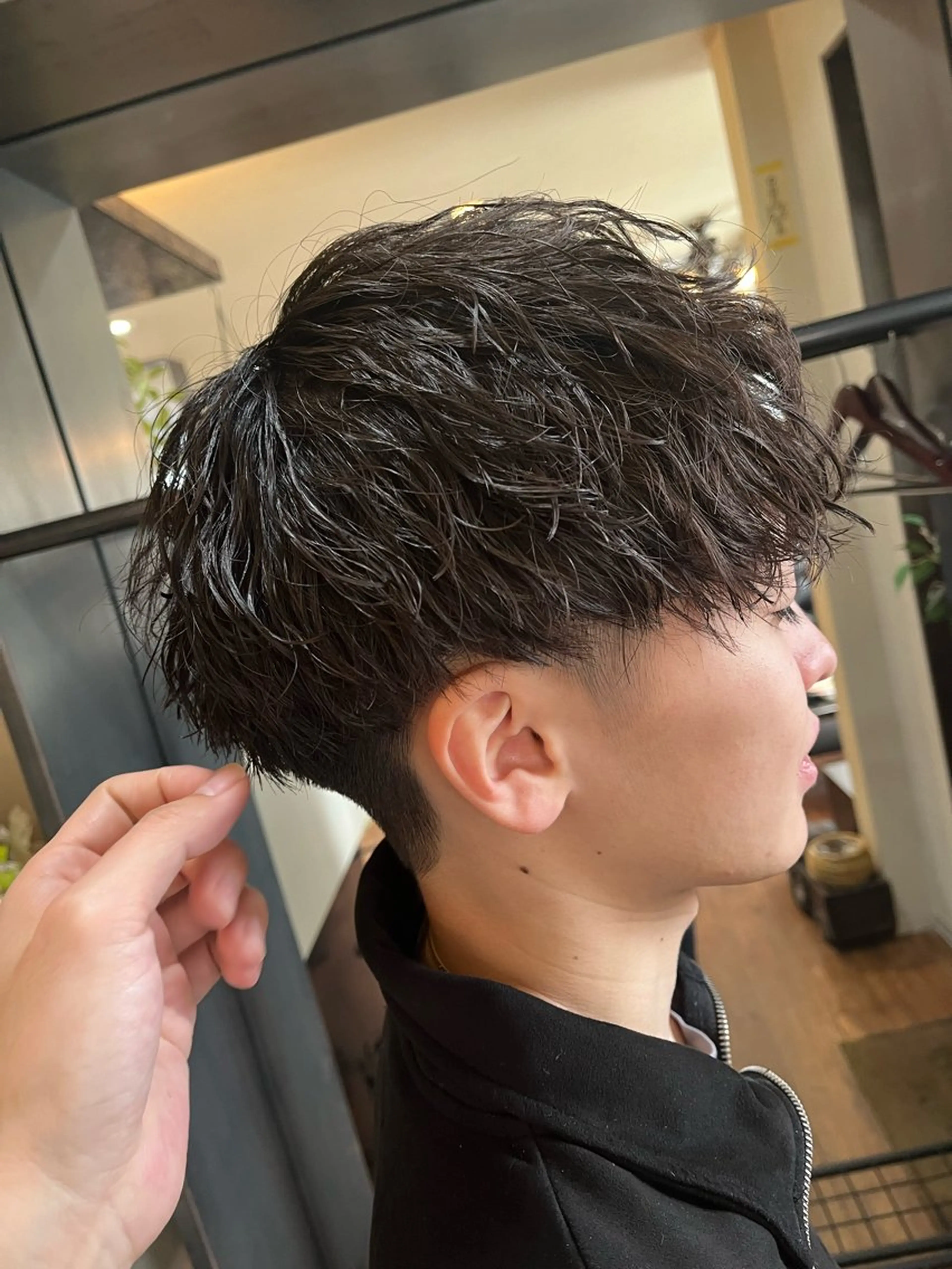 ミディアム パーマ メンズ マッシュ パーマが得意な【最高 悠斗】のヘアスタイル