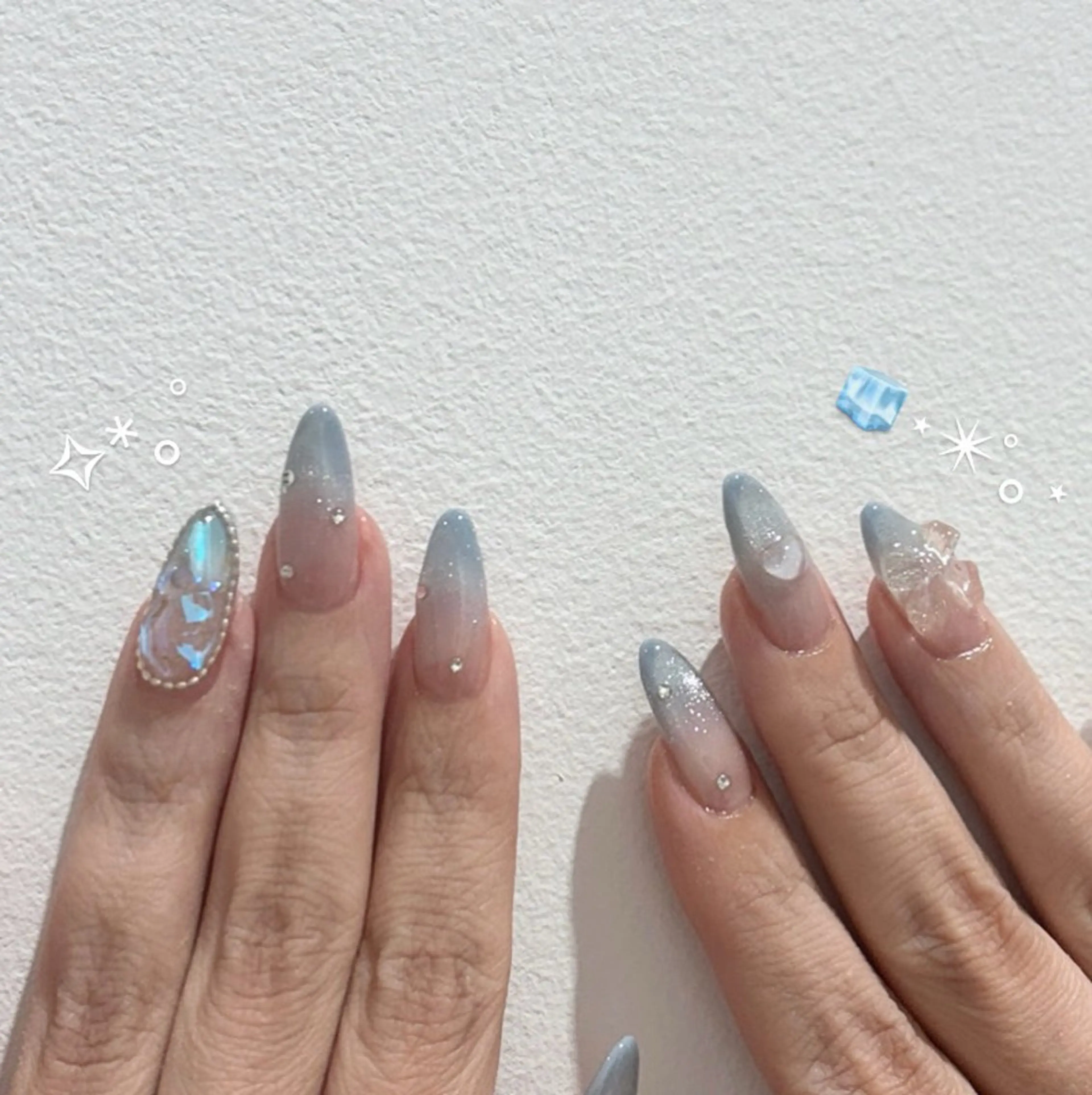 ネイル ブルー ハート リボン ストーンネイル ハンドネイル beau'r noaのネイルデザイン