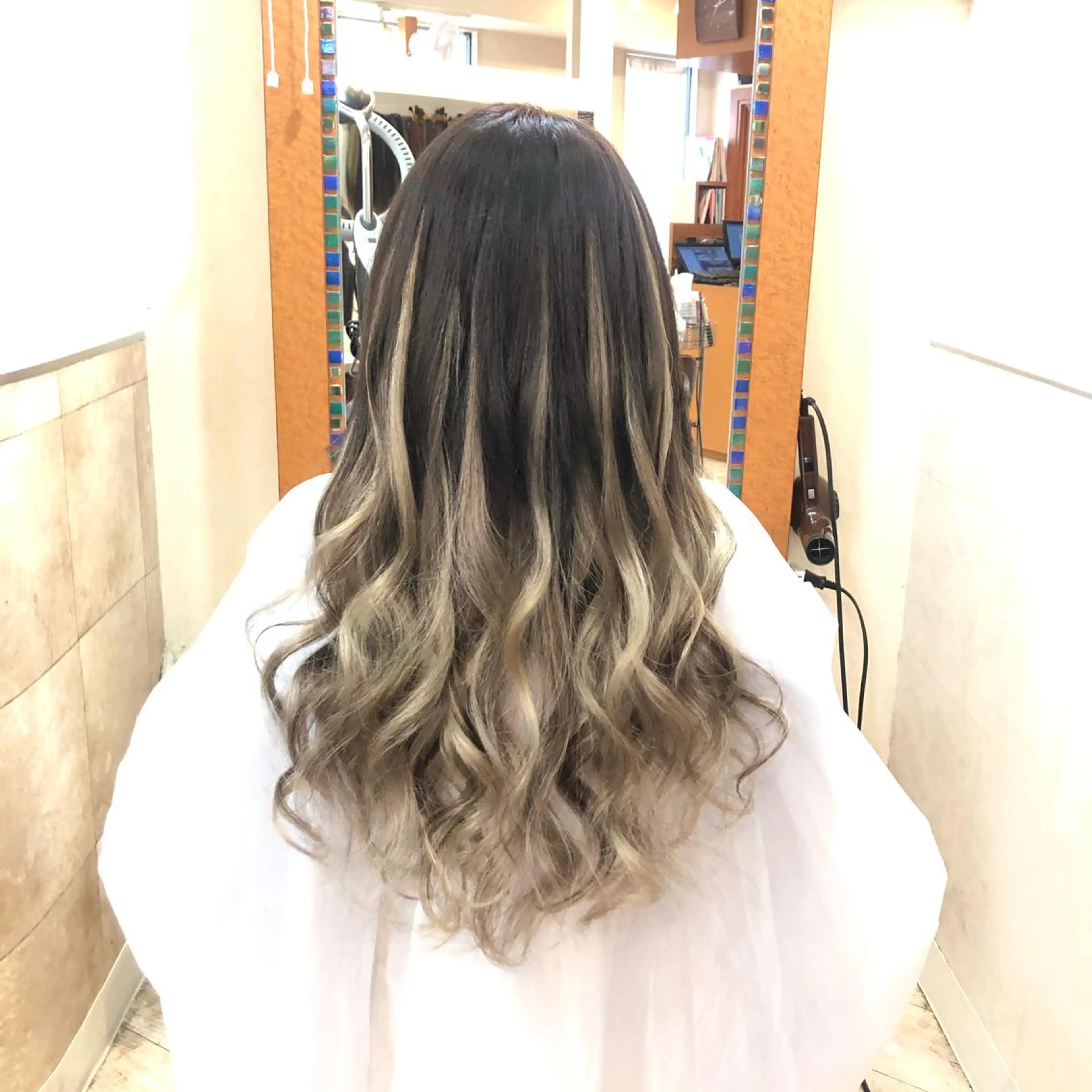 ロング カラー ヘアアレンジ ヘアカラー エクステ リピート指名no.1 /ruiのヘアスタイル