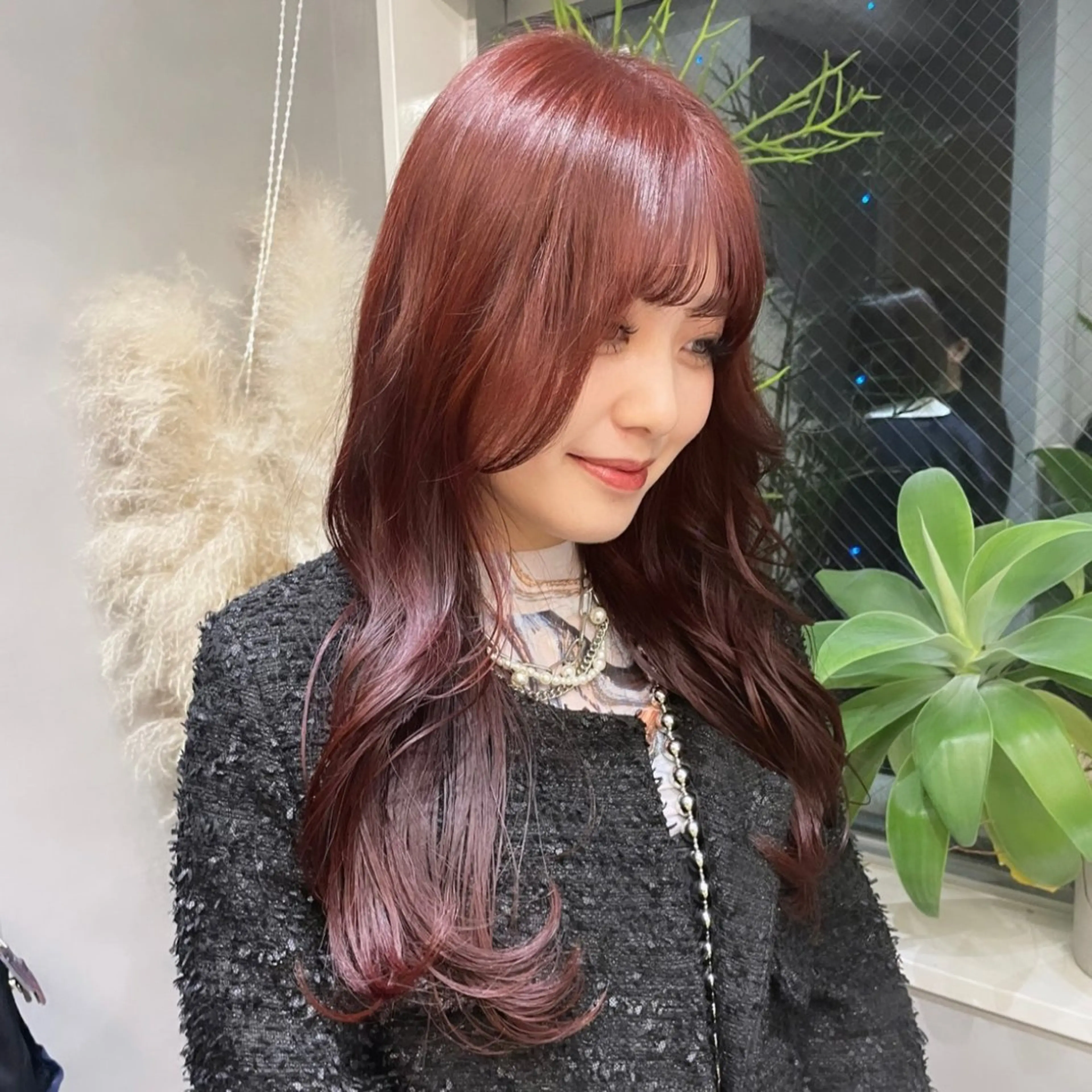 ロング カラー ブリーチ ダブルカラー ブリーチなしカラー レッドカラー Rui/透明感カラー 暖色/レイヤーカットのヘアスタイル