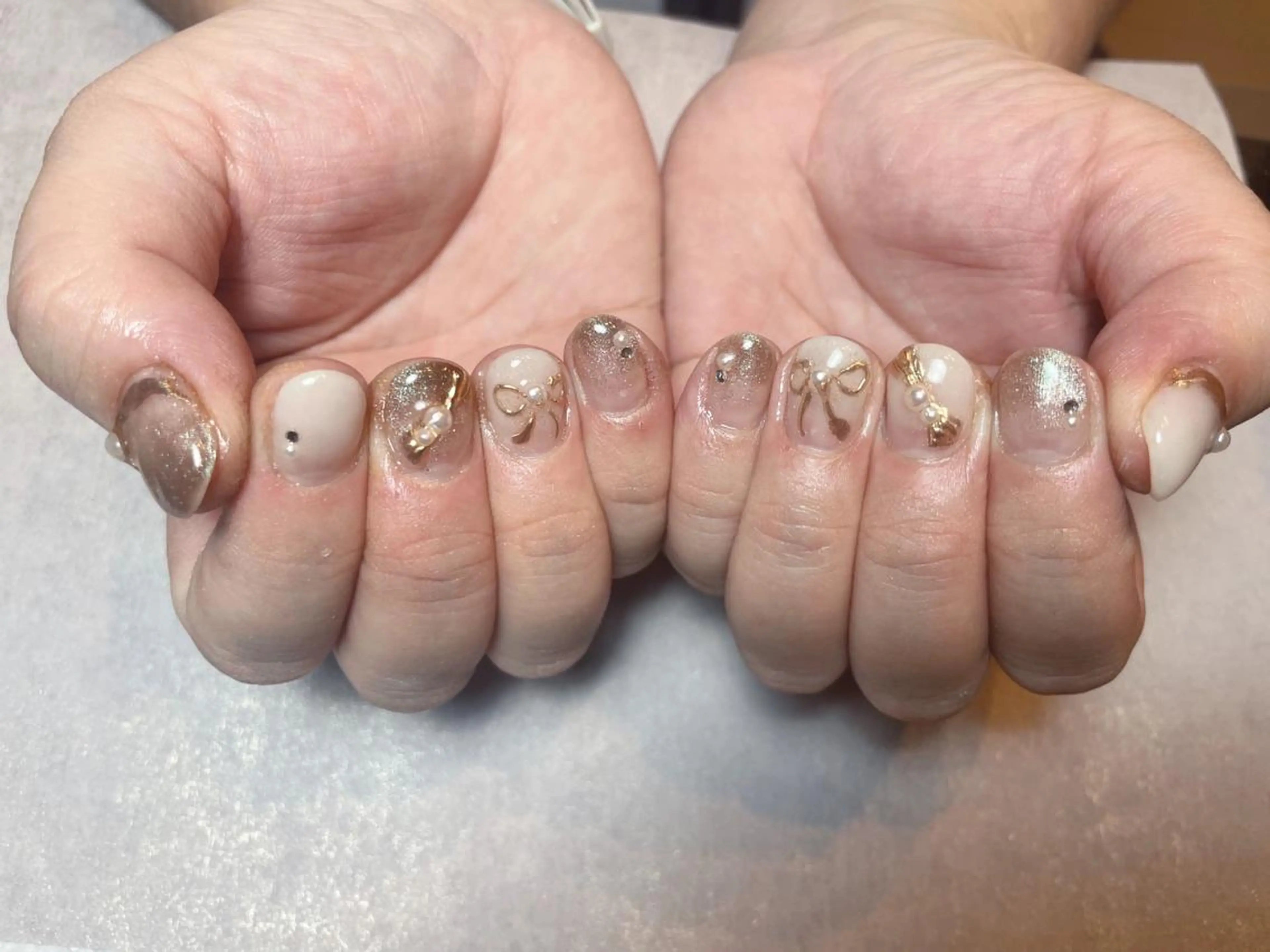 ネイル ジェルネイル ゴールド マグネットネイル ミラーネイル パラジェル ハンドネイル BLANCEnail所属・BLANCnail yuuのネイルデザイン