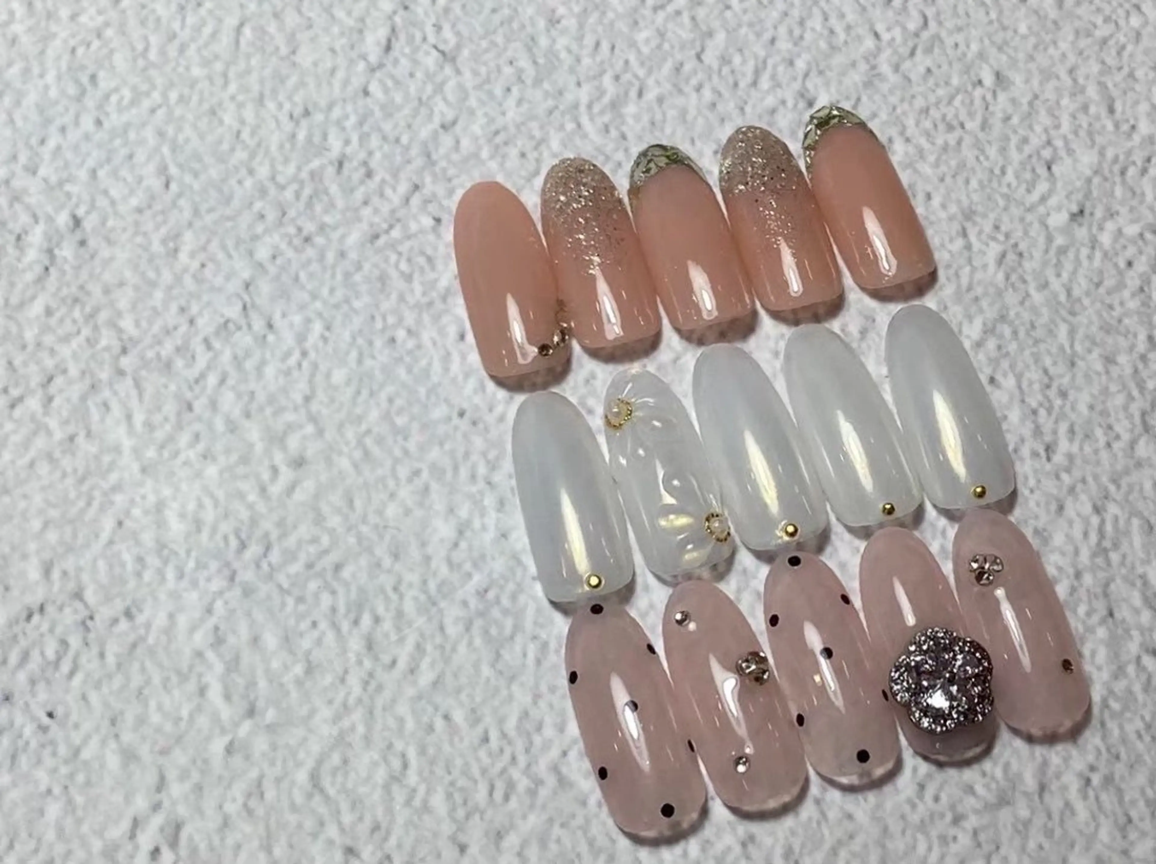 ネイル ハンドネイル charmant rinaのネイルデザイン