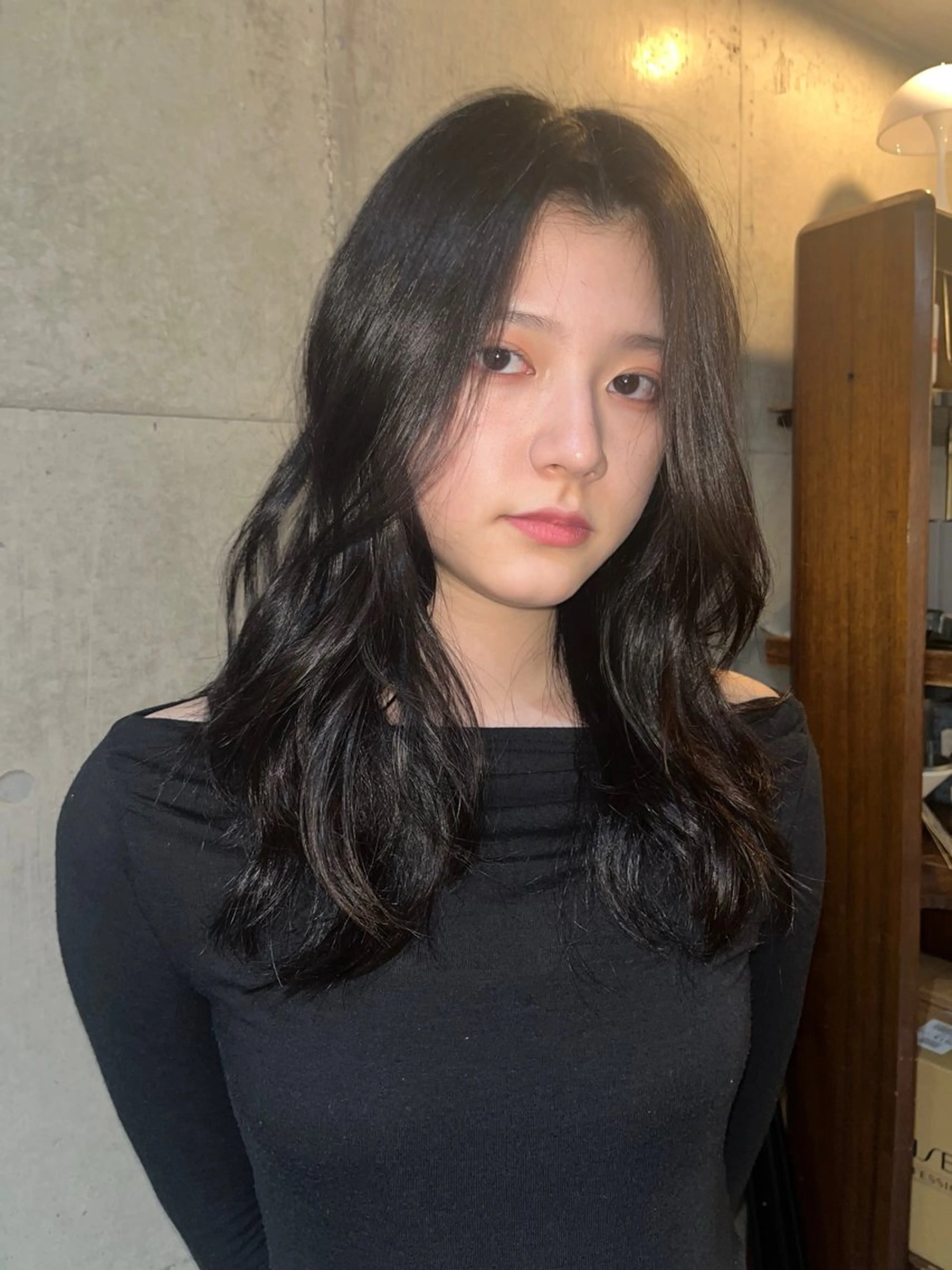 セミロング レッドブラウン ボブ 顔まわりレイヤー ハイレイヤー 韓国風ヘア カット トリートメント レイヤーカット\ウル フ　chinatsuのヘアスタイル