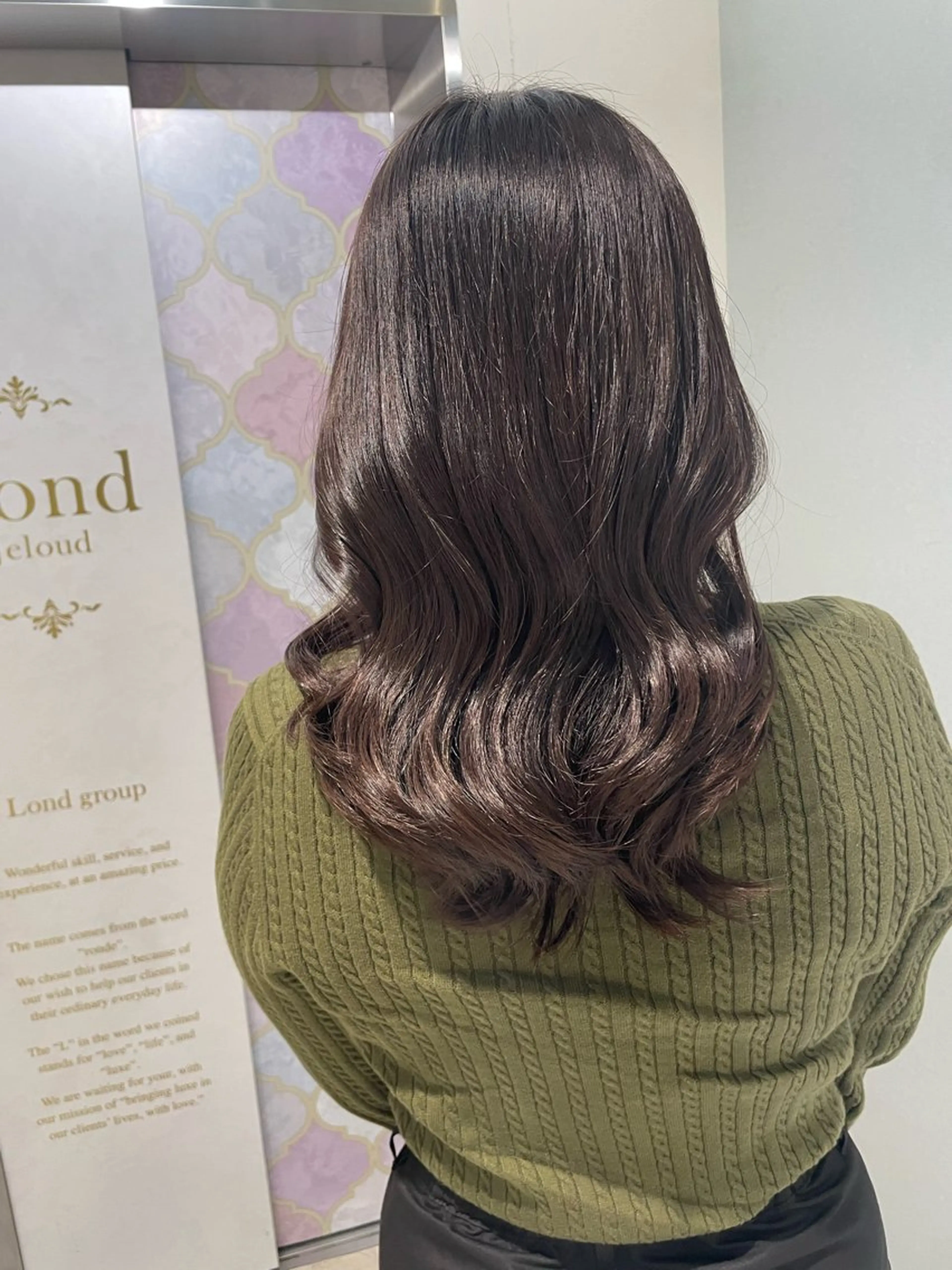 セミロング ヘアカラー トリートメント 顔周り\エクステ\ 透明感カラー\まりんのヘアスタイル