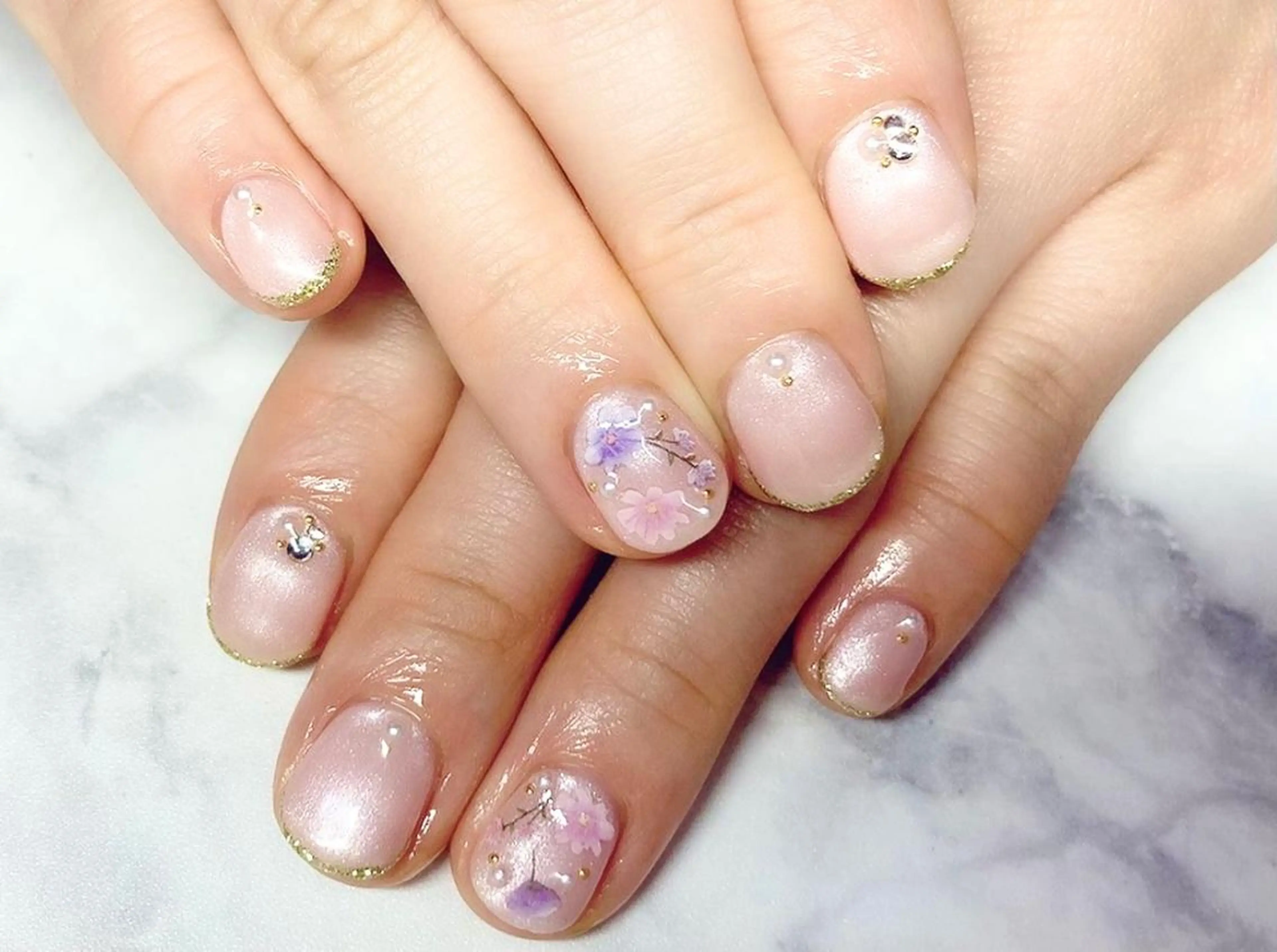 ネイル ジェルネイル パラジェル パステルネイル ブライダルネイル ハンドネイル Nail&eye Belire 新宿のネイルデザイン