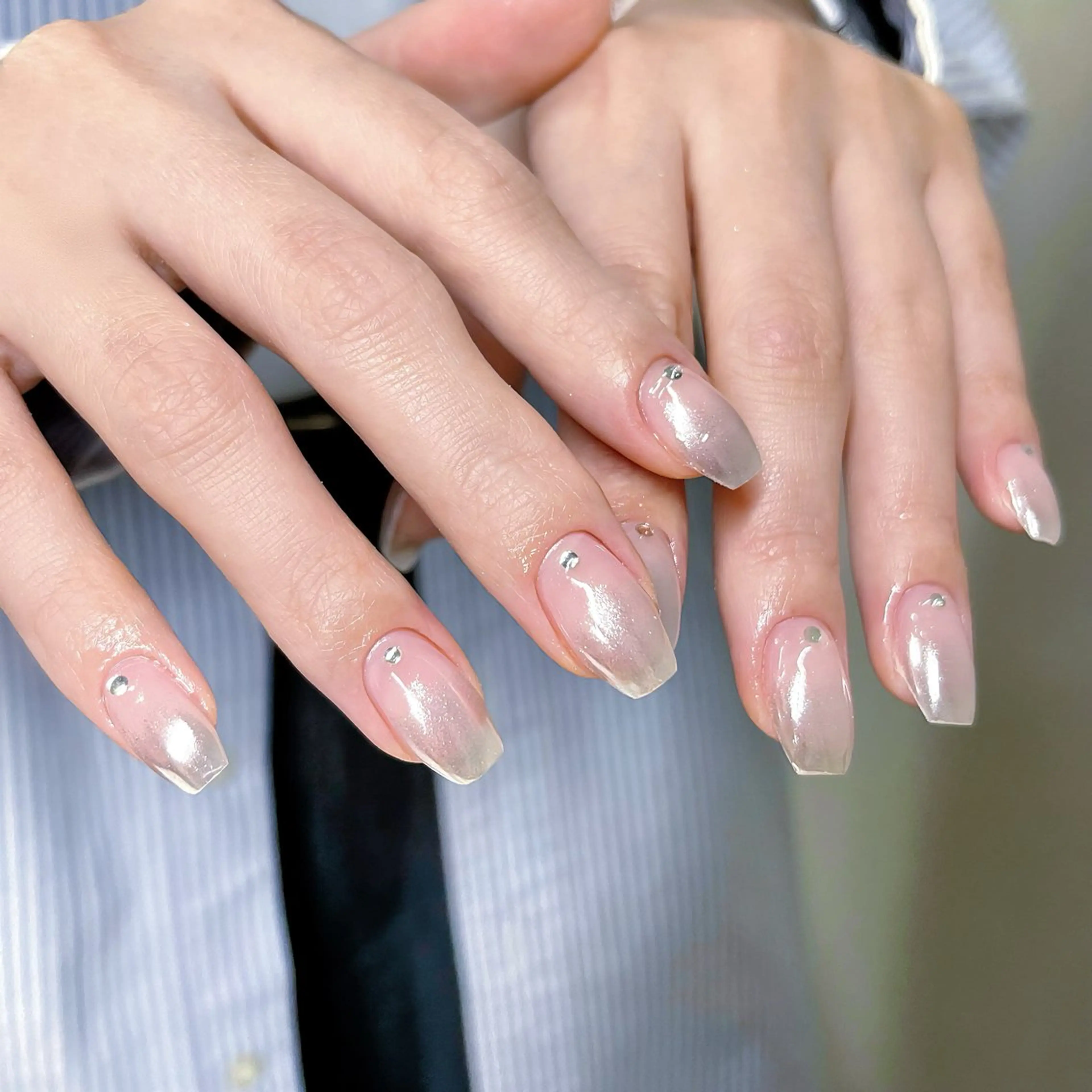 ネイル チークネイル 長さ出し ハート 水色 マグネットネイル ハンドネイル 🫧OPELIA NAIL渋谷🫧のネイルデザイン