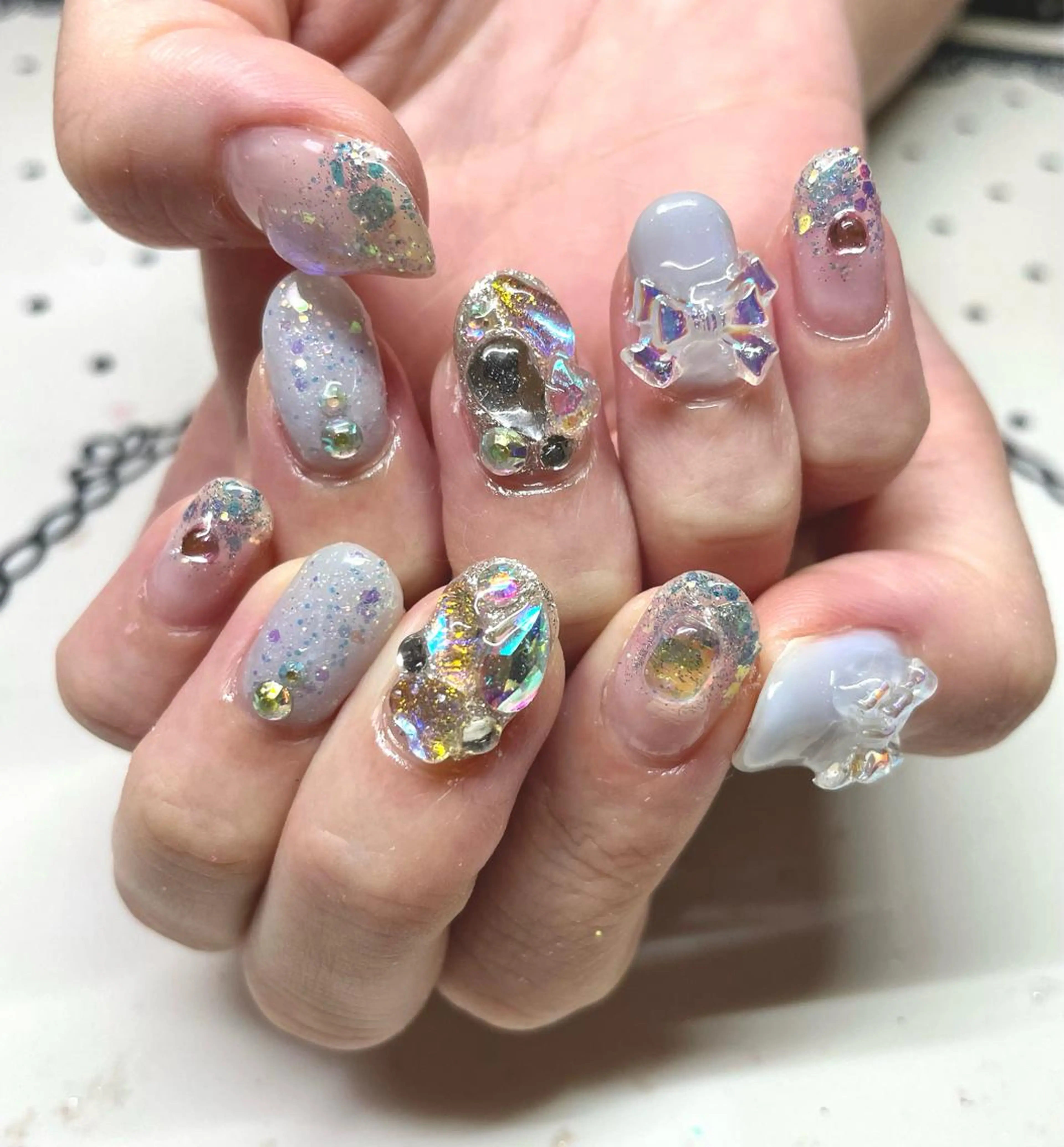 ネイル マツエク・マツパ リボン ハンドネイル nailsalon sugarr所属・nailist cocoのネイルデザイン