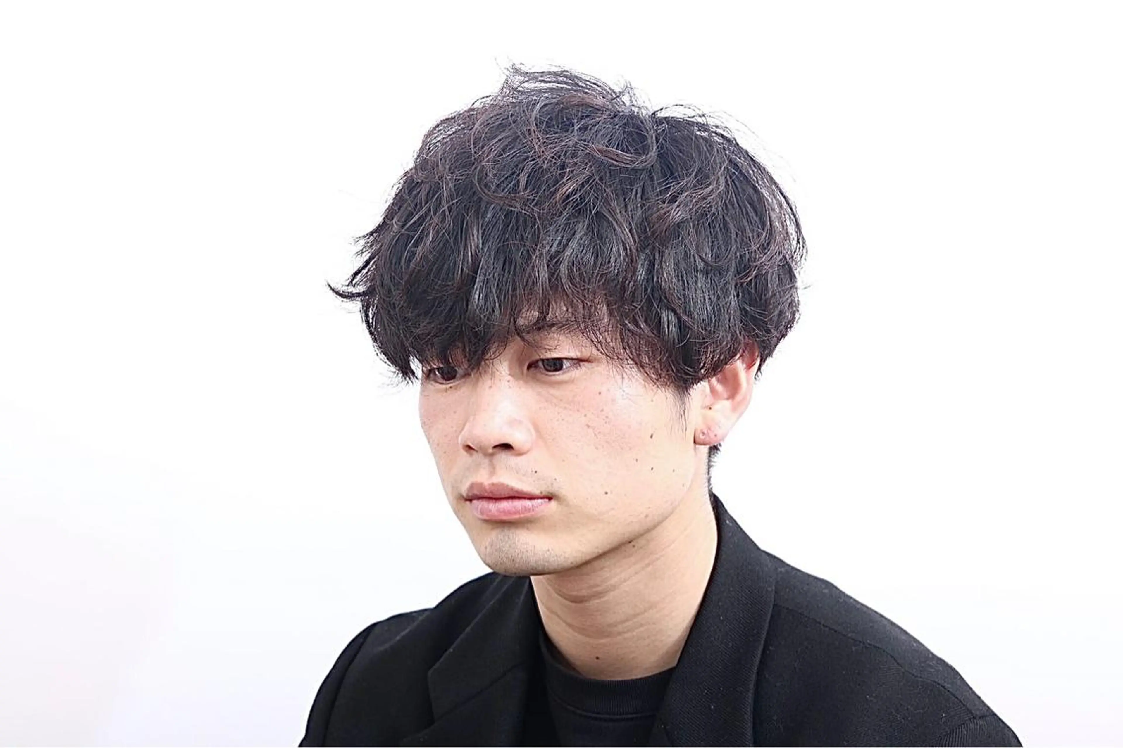 カラー パーマ メンズ 増渕 駿介のヘアスタイル