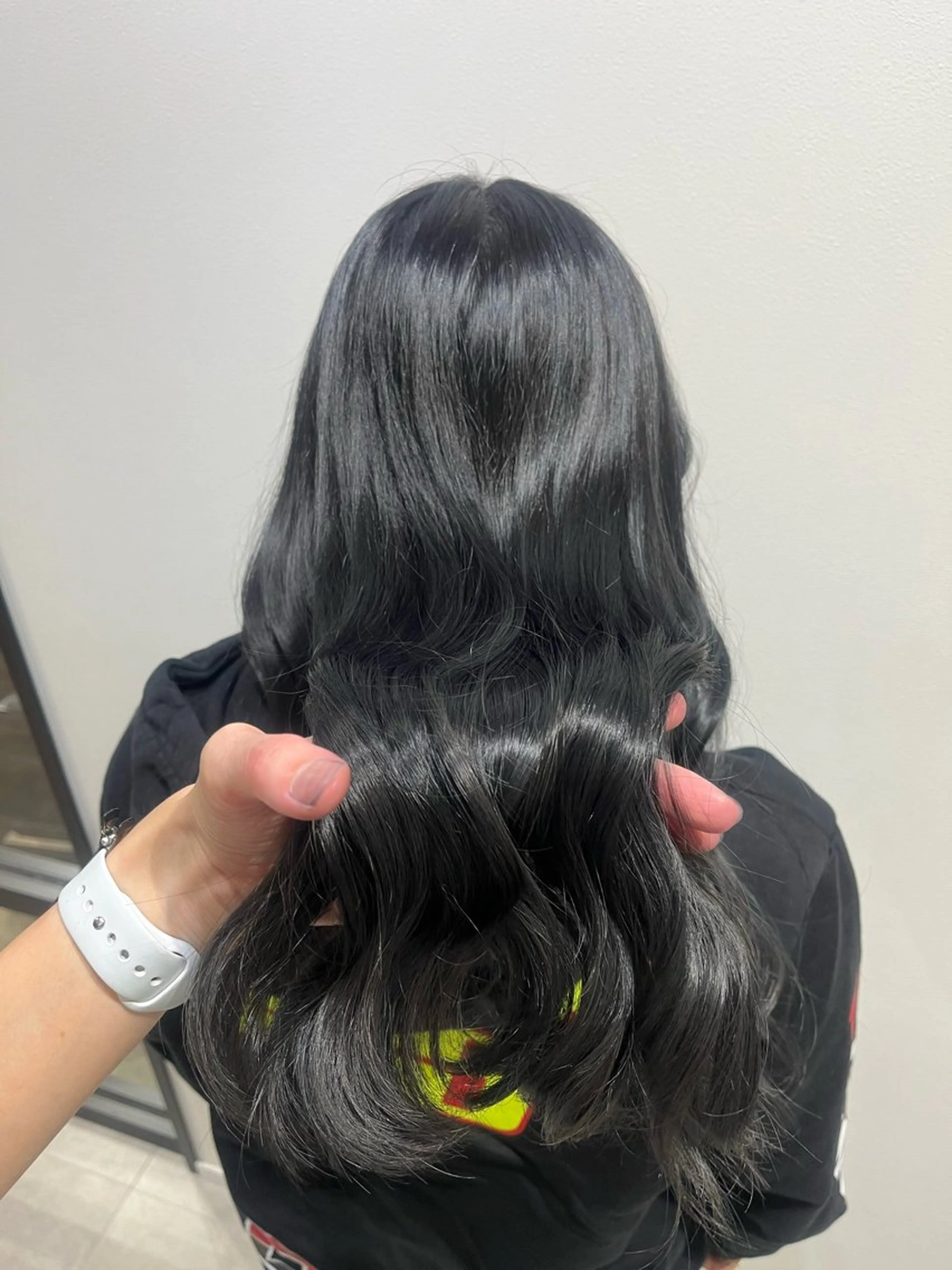 ロング カラー アッシュ ブルーカラー ブルーアッシュ カット ヘアカラー トリートメント 🫧ぷる艶カラー🫧 Yuubi🦩のヘアスタイル