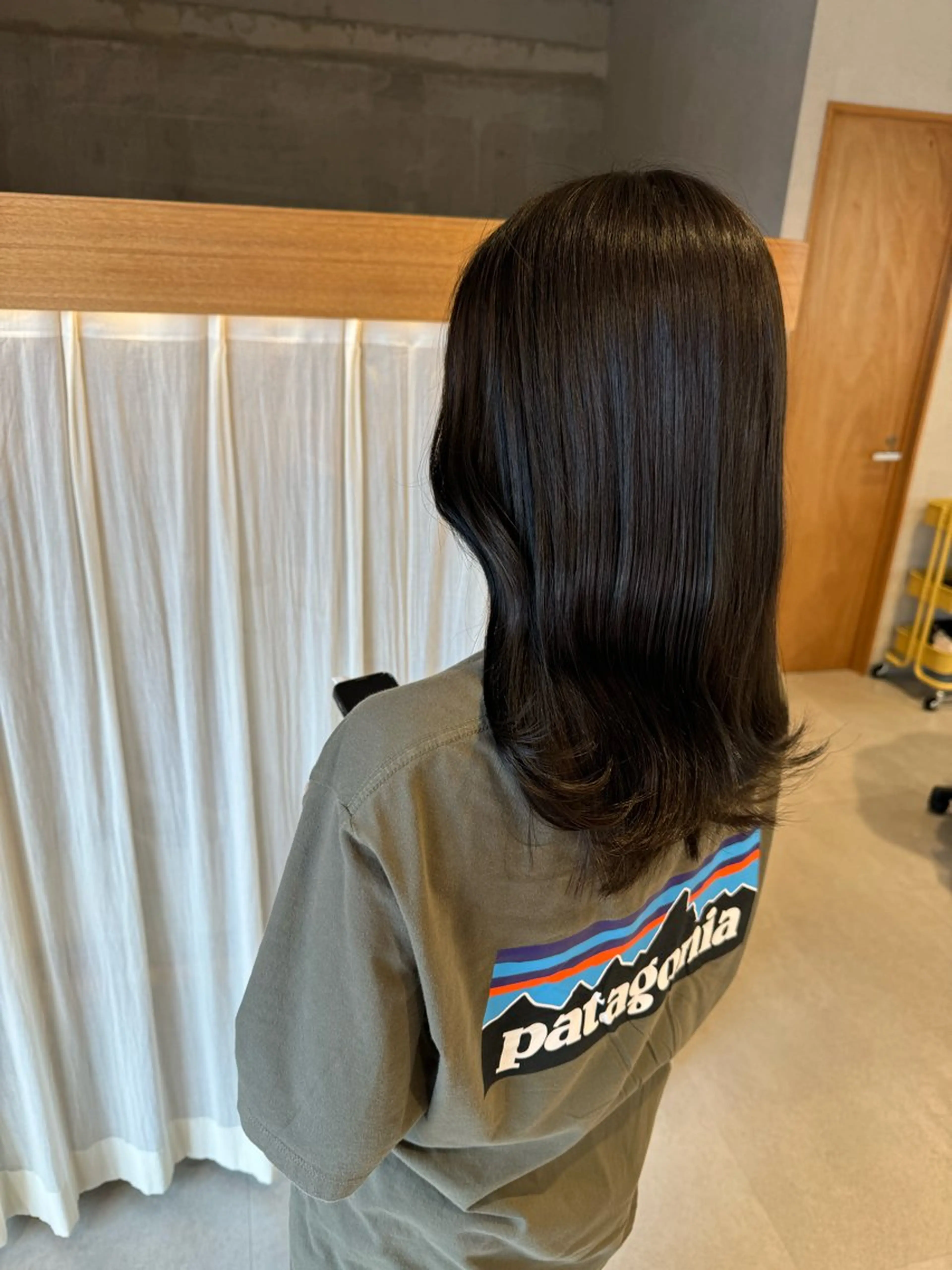 ミディアム レイヤー/ボブパーマ /垢抜け/タクミのヘアスタイル