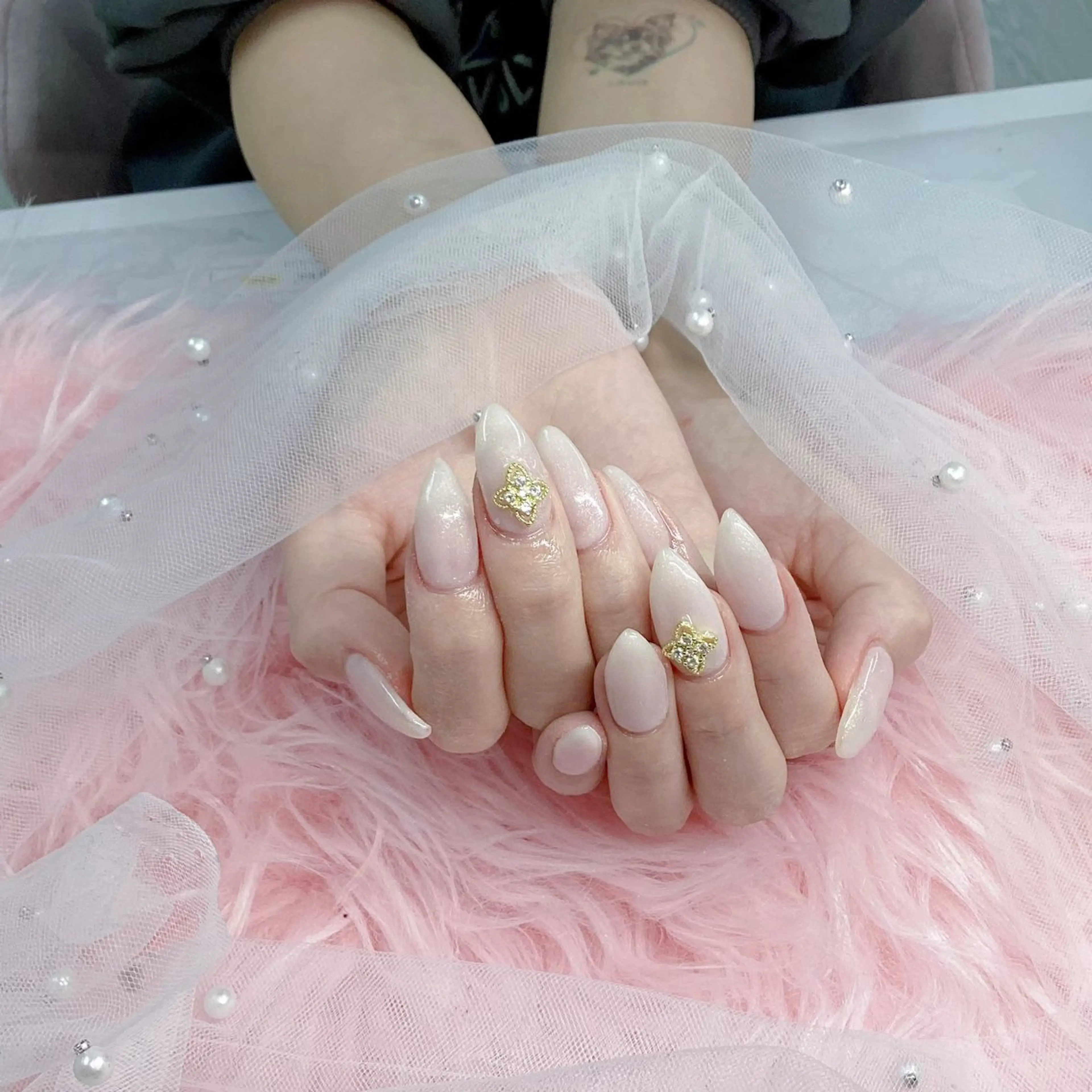 ネイル パーツ全部¥110 サロンミミのネイルデザイン