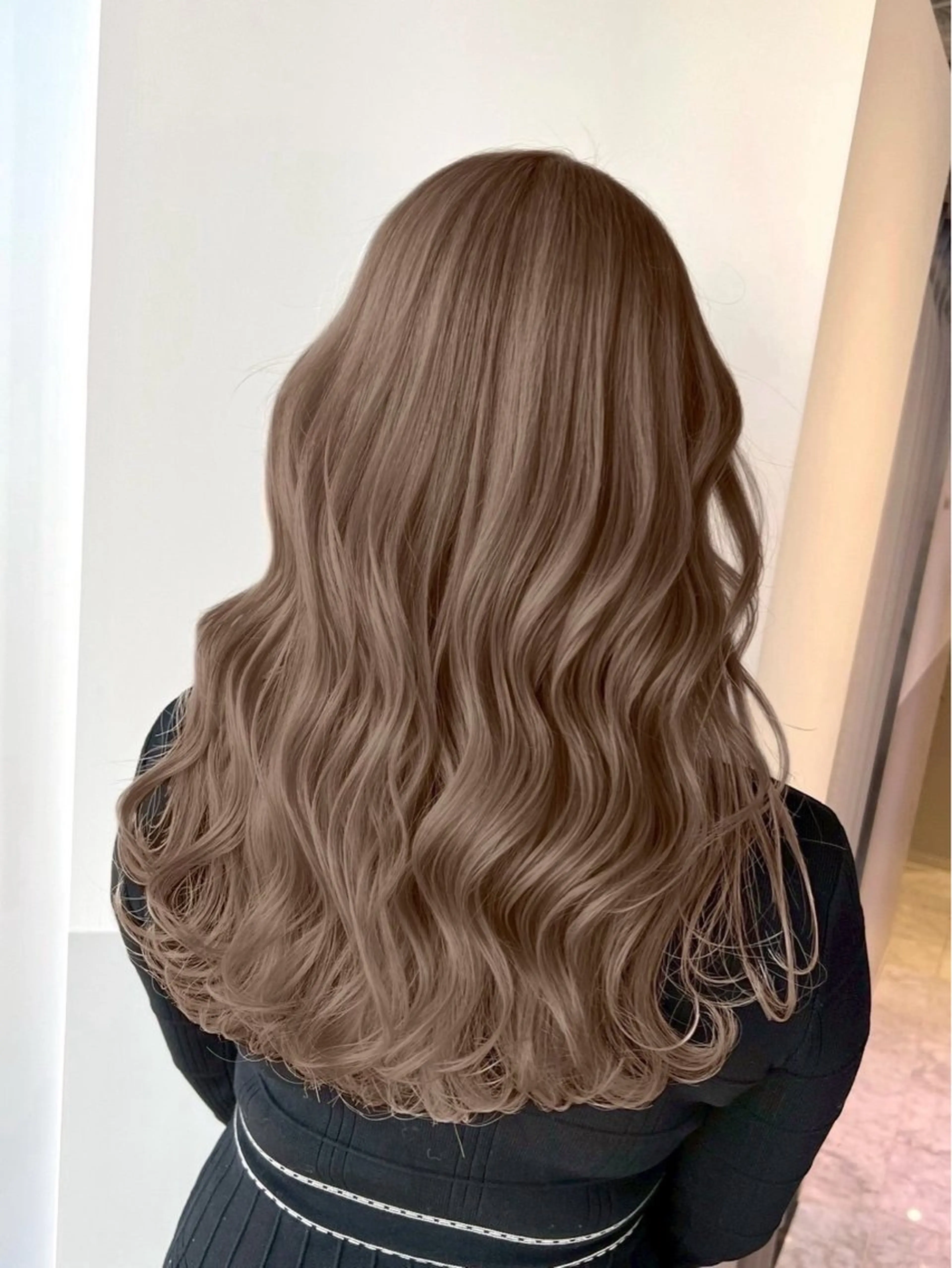 ロング 顔まわりレイヤー 顔周りカット ハッシュカット 髪質改善 韓国風ヘア ヘアカラー トリートメント 韓国ヘア🇰🇷／ 艶カラー鈴木萌愛🩶のヘアスタイル