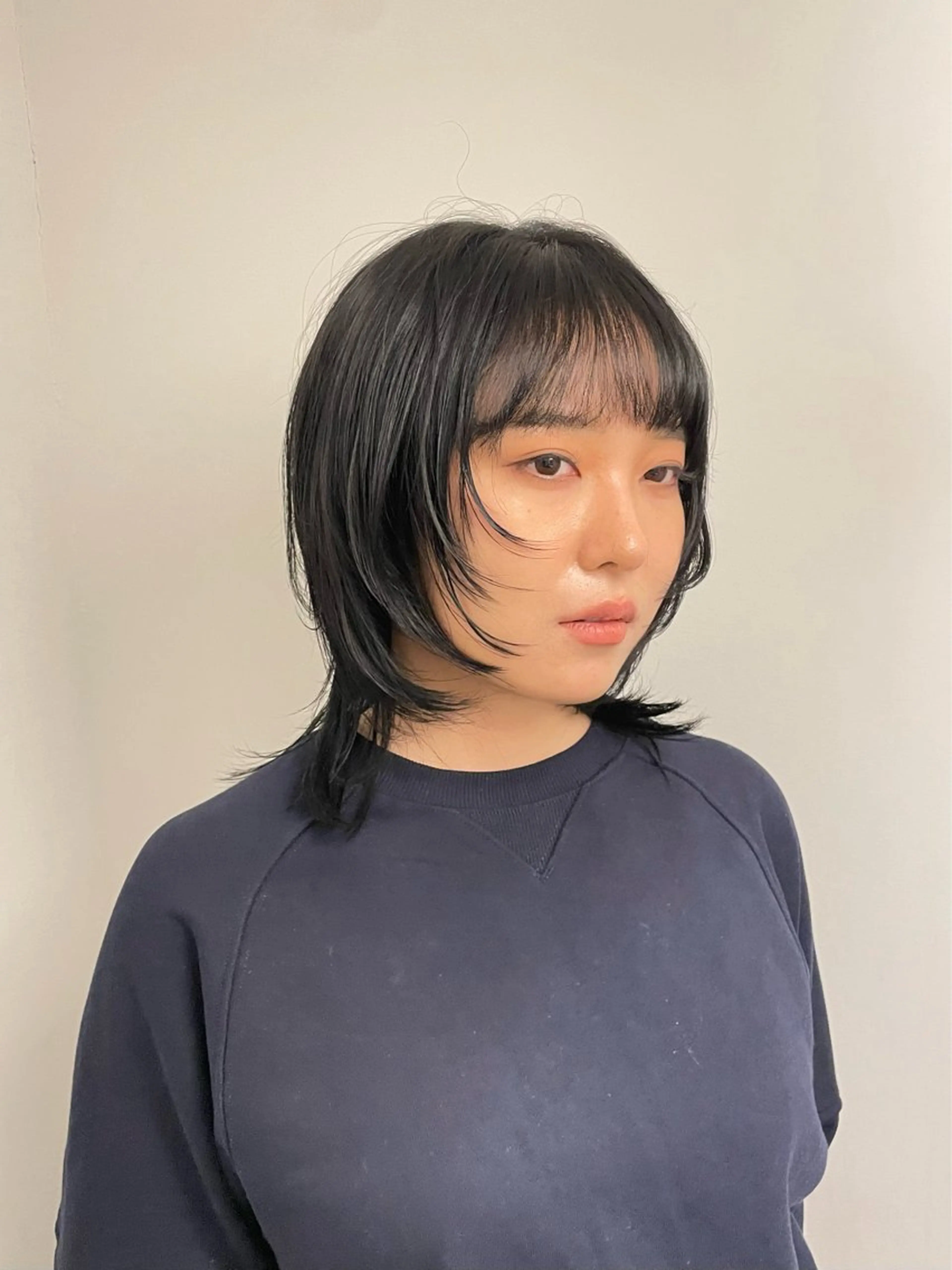 ミディアム カラー yu-kaハッシュ カット/韓国レイヤーのヘアスタイル