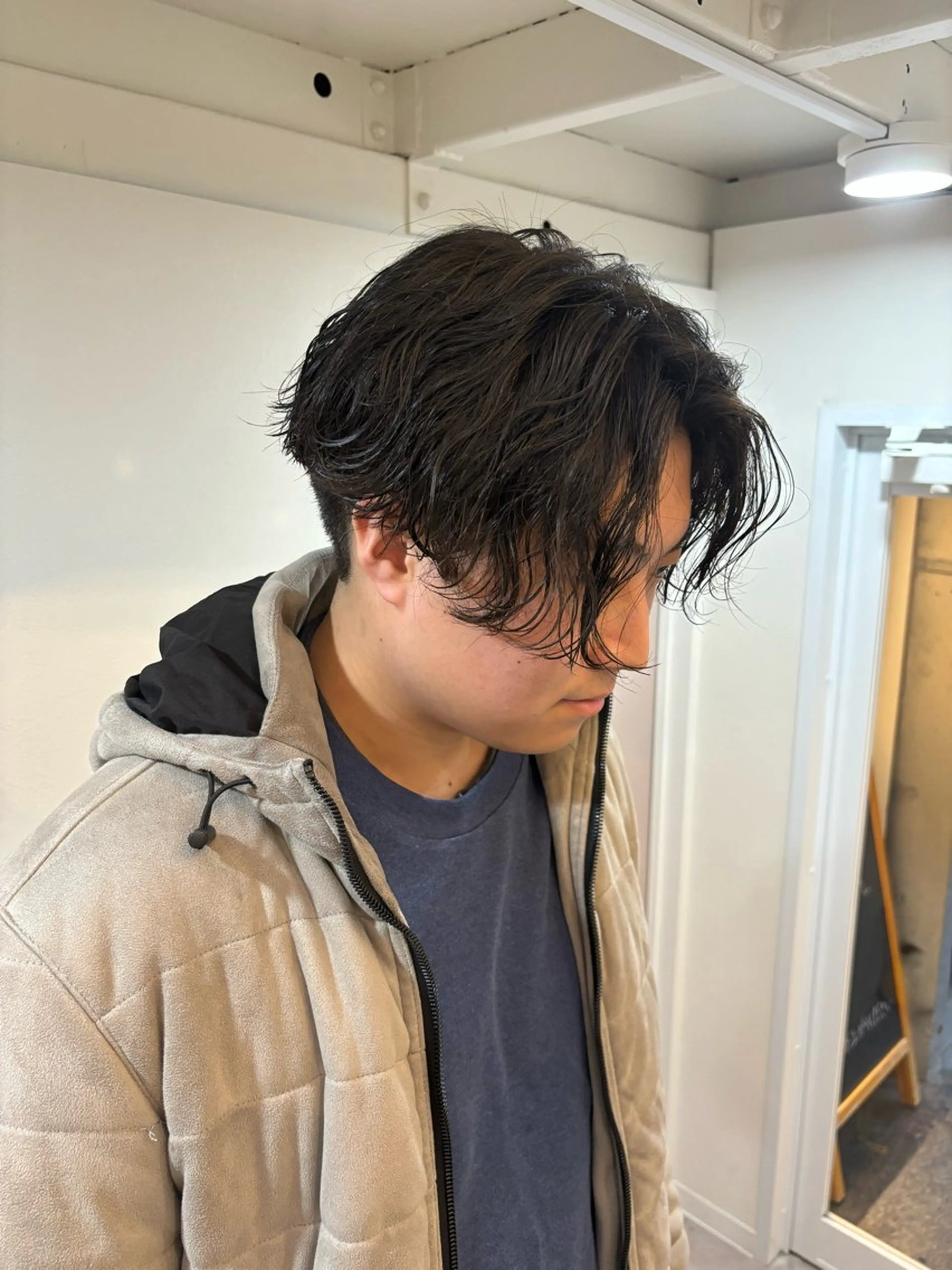 ショート パーマ メンズ メンズパーマ スパイラルパーマ 🩵izu 🩵のヘアスタイル