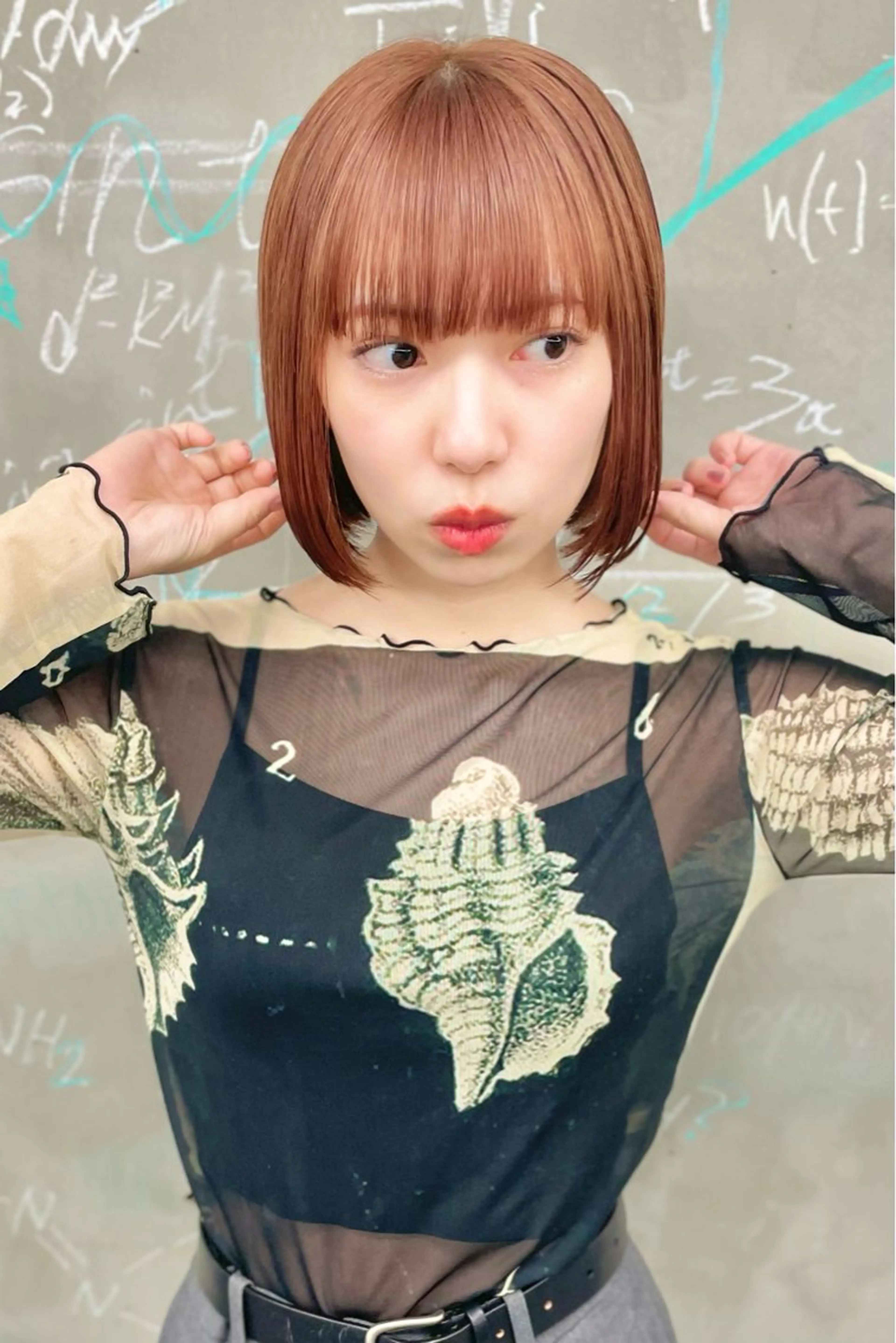 ミディアム アッシュ ボブ くびれヘア ハイライト レイヤーカット 表参道/髪質改善/ 髪質改善カラー/遠藤のヘアスタイル