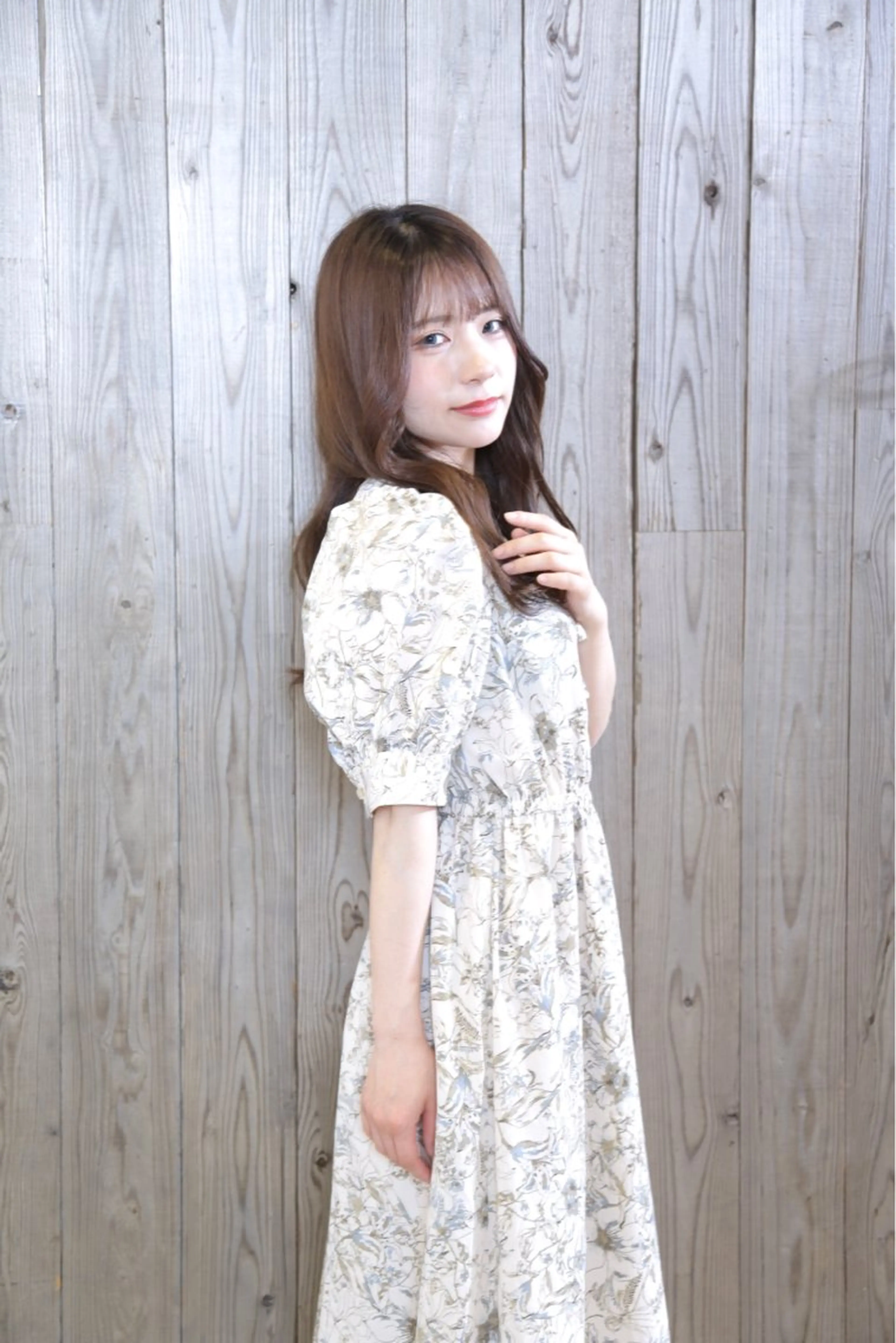 ミディアム トリートメント カット ヘアカラー トリートメント 石沢 知康のヘアスタイル